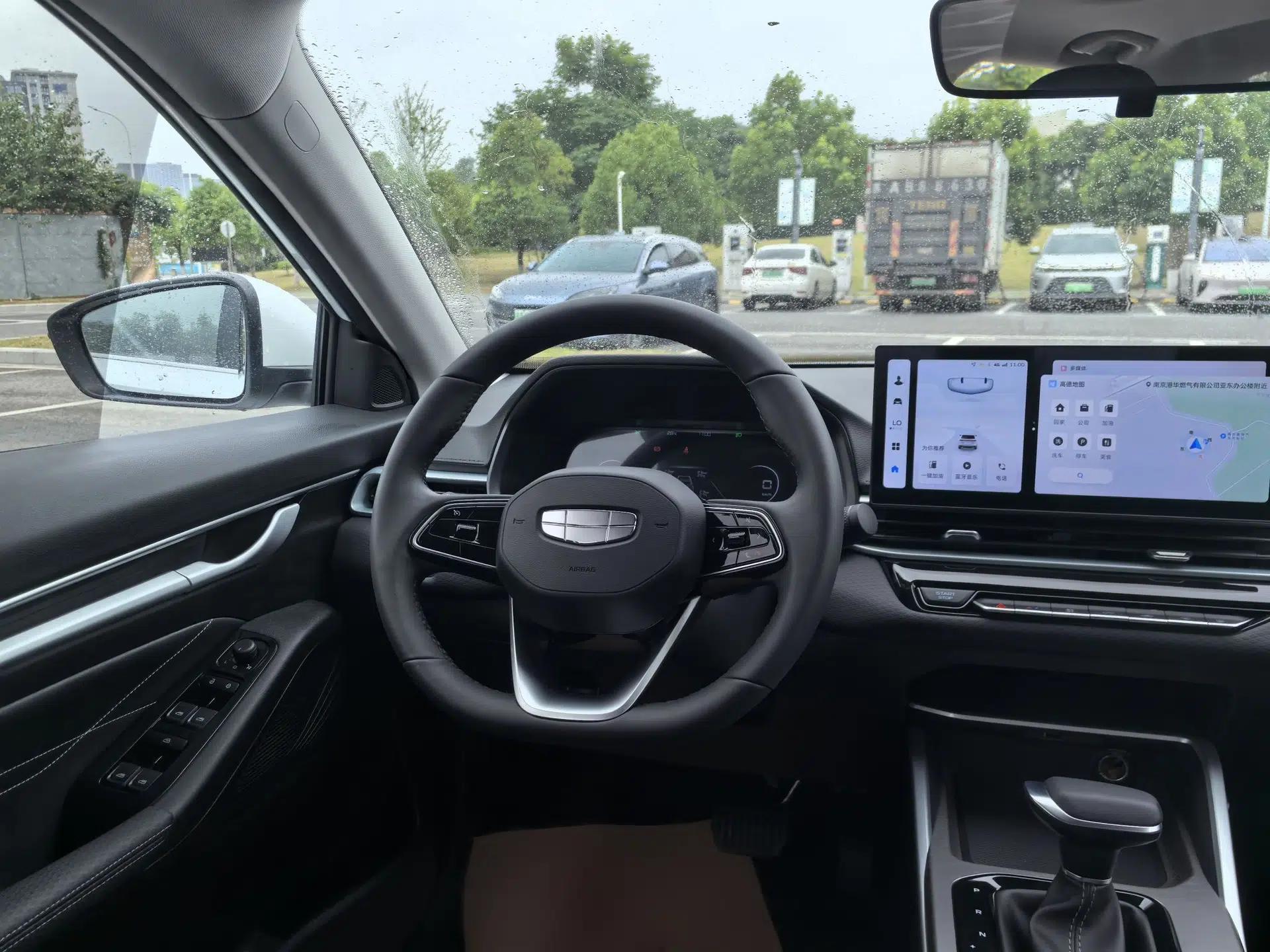 Geely Auto Emgrand 2025 4th Generation 1.5L CVT Luxury Version — миниатюра 35