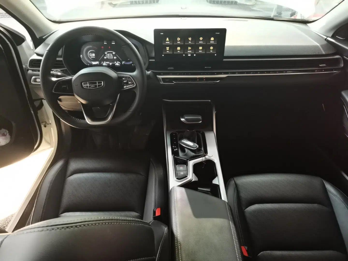 Geely Auto Emgrand 2022 4th Generation 1.5L CVT Luxury Model — миниатюра 12