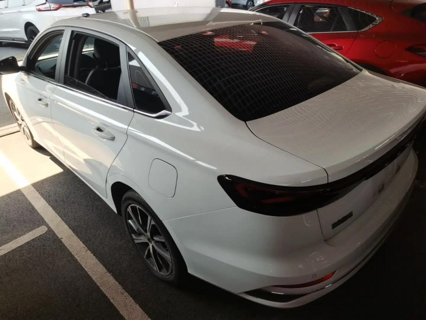 Geely Auto Emgrand 2022 4th Generation 1.5L CVT Luxury Model — миниатюра 4
