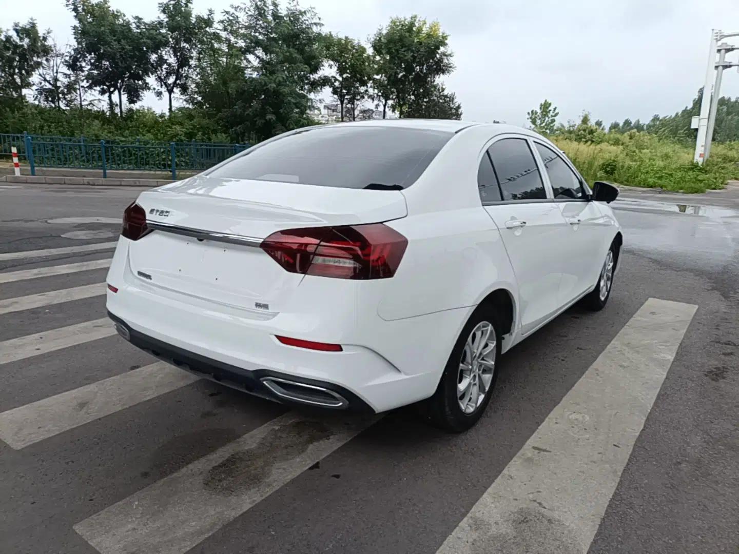 Geely Auto Emgrand 2021 UP 1.5L CVT Comfort Model — миниатюра 6