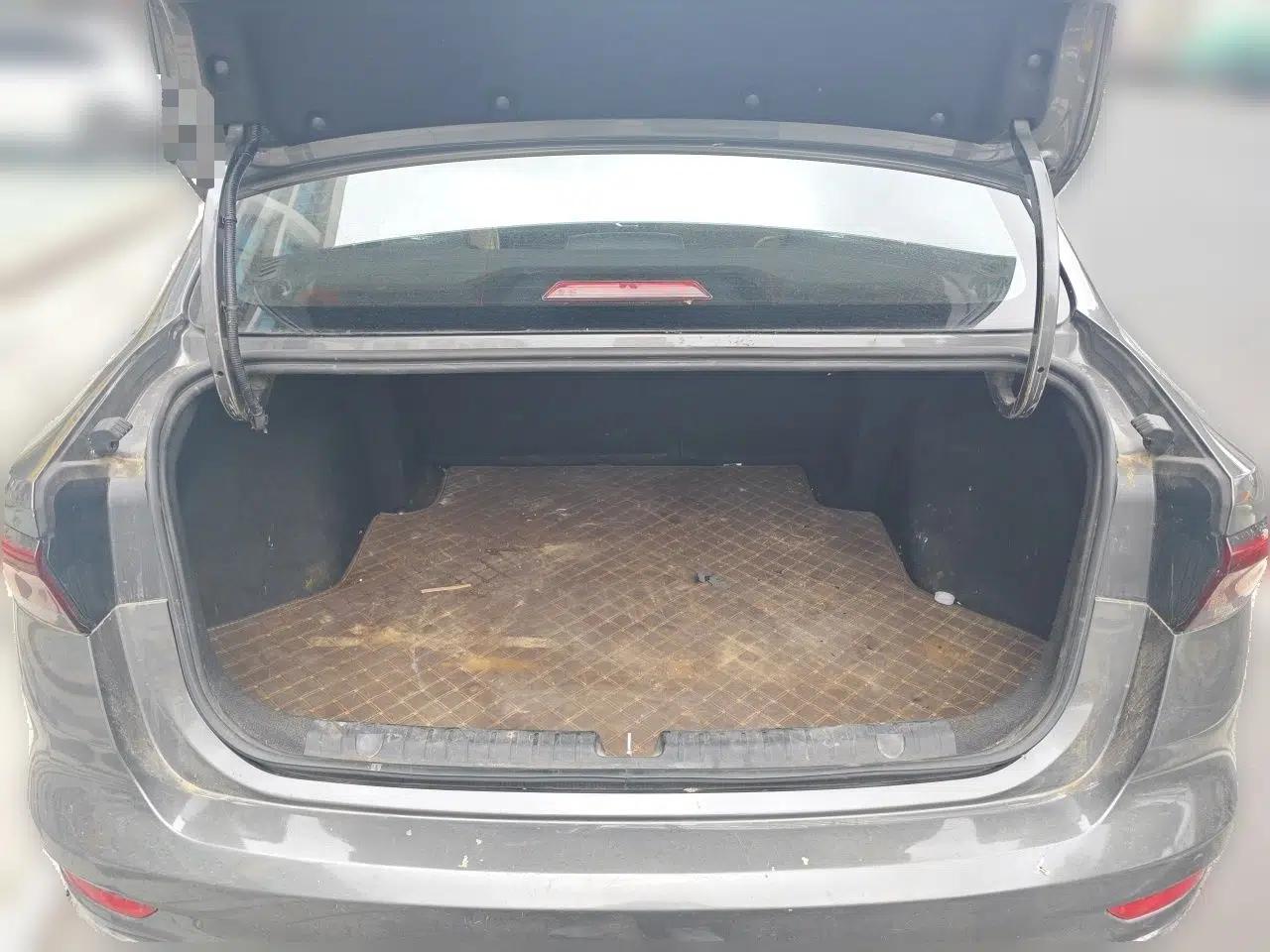 Geely Auto Emgrand 2023 4th Generation Champion Edition 1.5L CVT Prestige Model — миниатюра 19