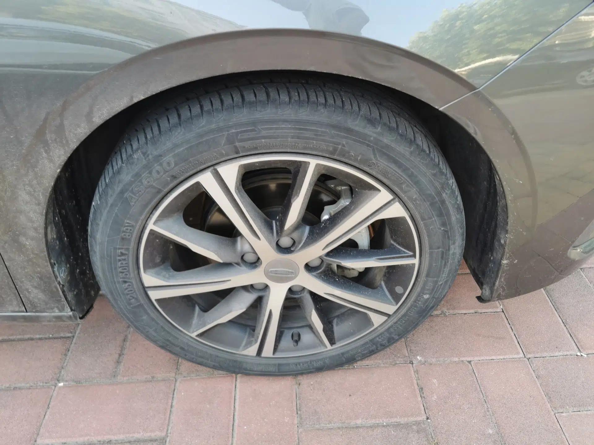 Geely Auto Emgrand 2022 4th Generation 1.5L CVT Luxury Model — миниатюра 8