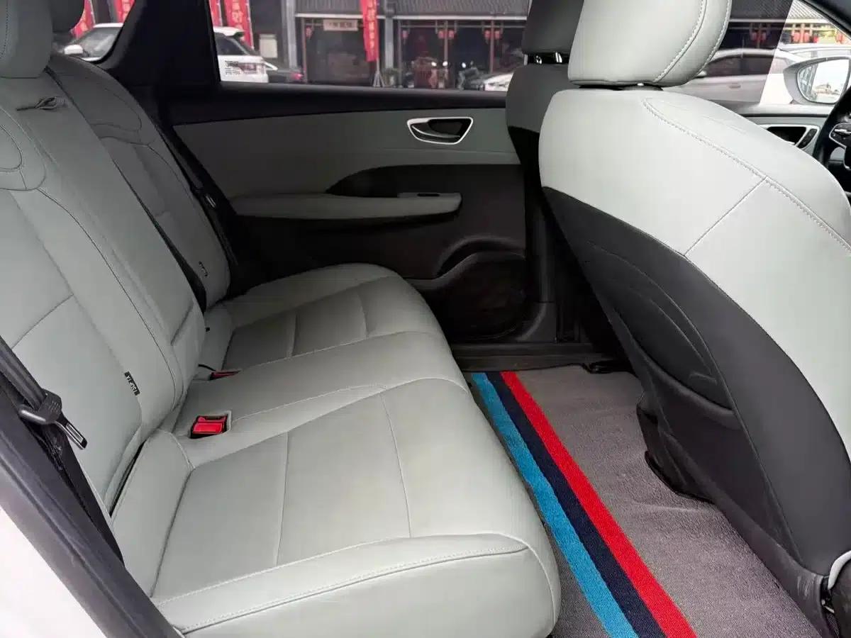 Roewe D6 2025 450km Premium Edition — миниатюра 13
