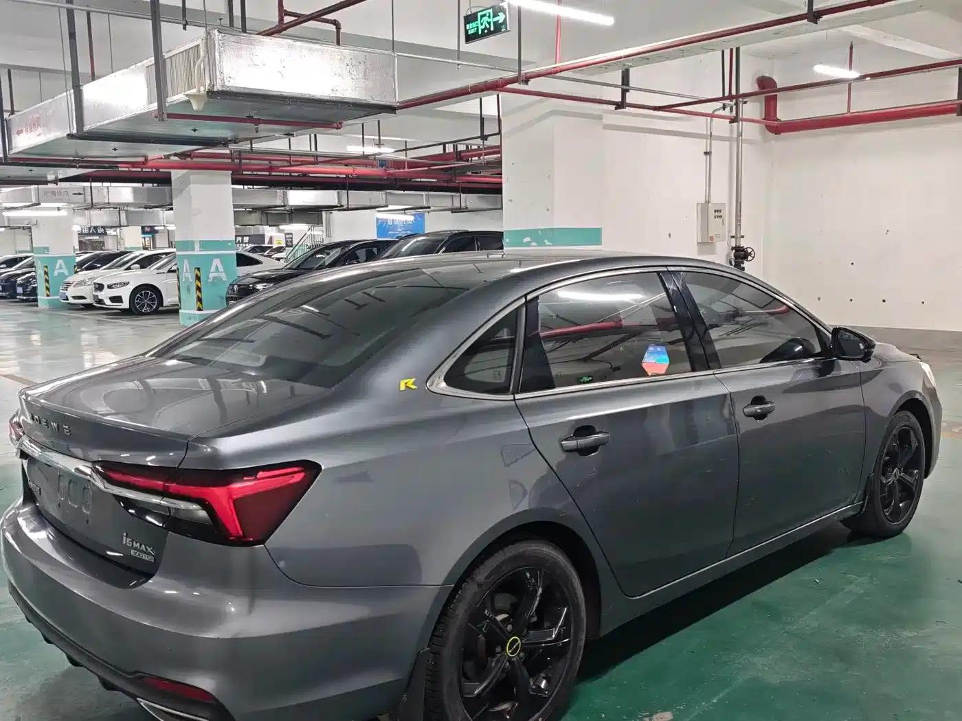 Roewe i6 MAX 2020 300TGI Automatic Cool Panoramic Sunroof Edition — миниатюра 5