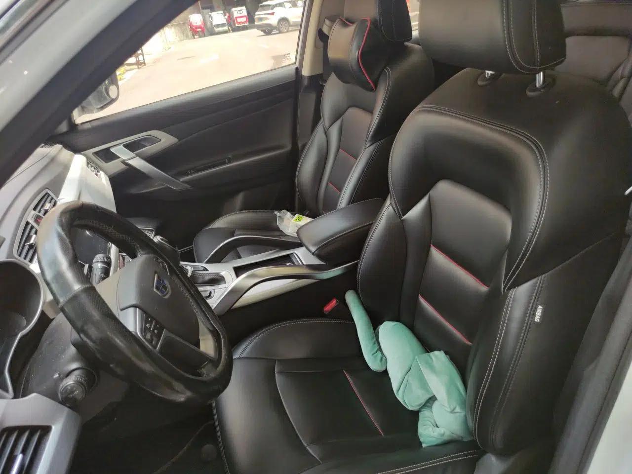 Geely Auto Emgrand X7 Sport 2018 1.8TD Automatic Two-Wheel Drive Smart Connect 4G Internet Edition — миниатюра 15