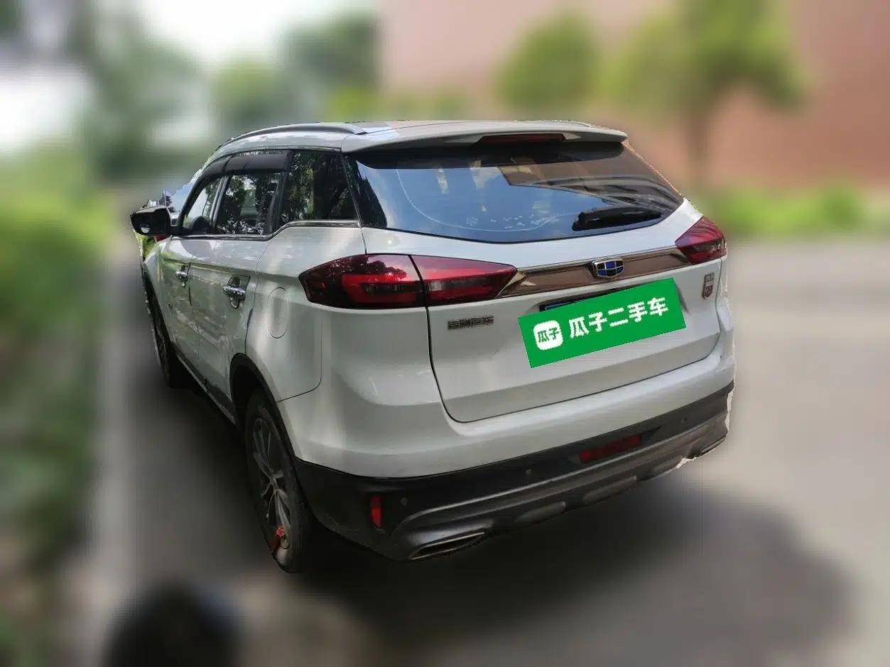 Geely Auto Emgrand X7 Sport 2018 1.8TD Automatic Two-Wheel Drive Smart Connect 4G Internet Edition — миниатюра 4