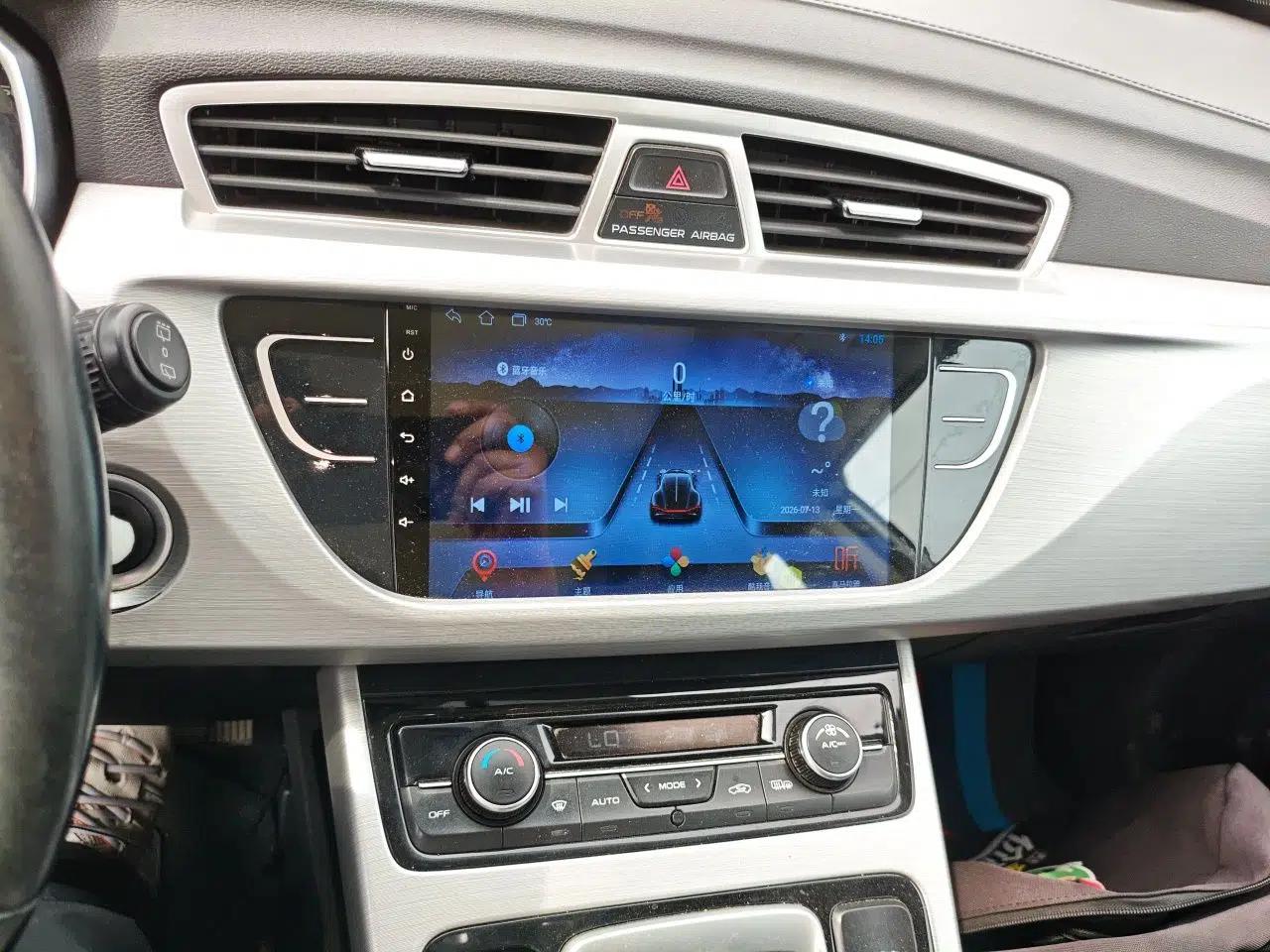 Geely Auto Emgrand X7 Sport 2016 2.0L Manual ZhiShang Version — миниатюра 13