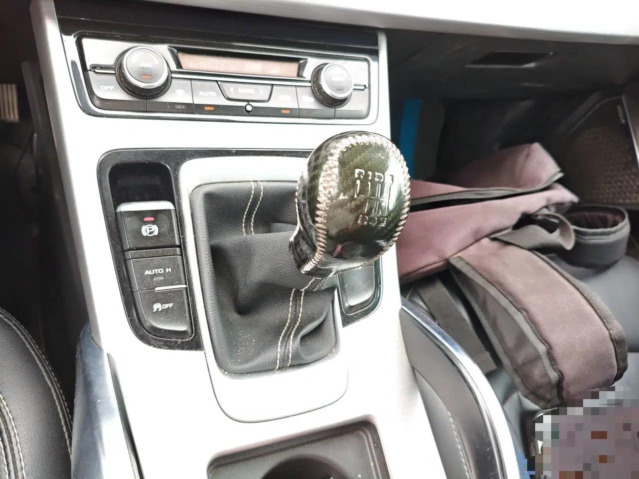 Geely Auto Emgrand X7 Sport 2016 2.0L Manual ZhiShang Version — миниатюра 14