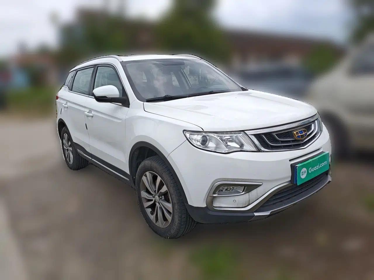 Geely Auto Emgrand X7 Sport 2016 2.0L Manual ZhiShang Version — миниатюра 3