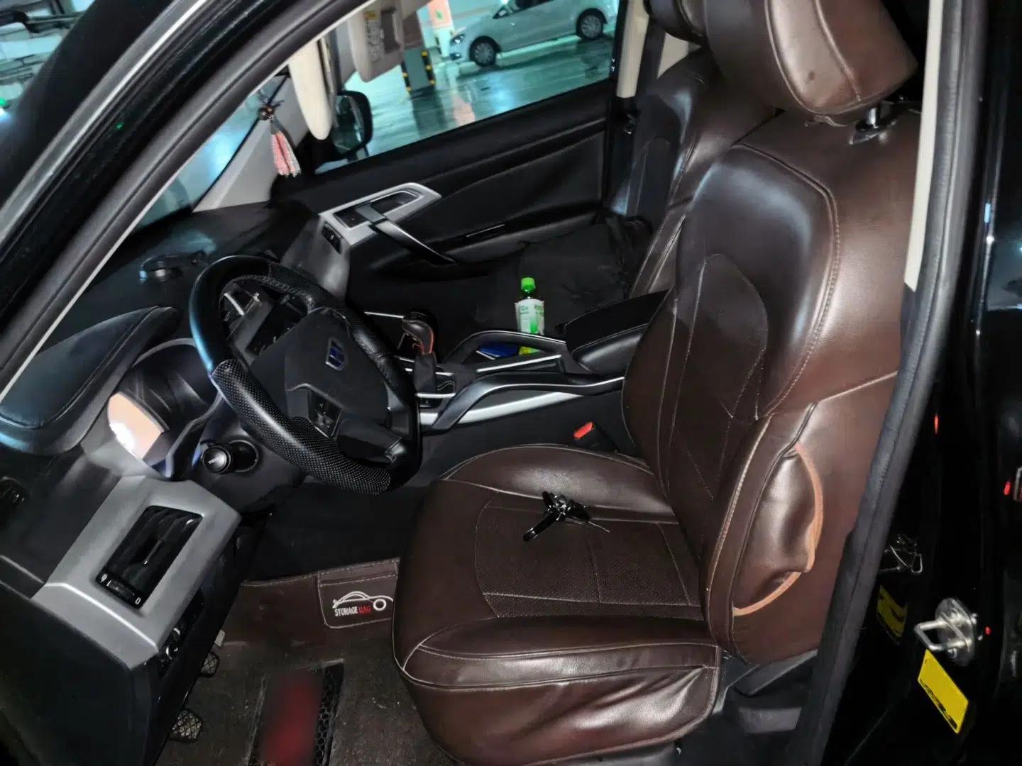 Geely Auto Emgrand X7 Sport 2016 2.0L Manual ZhiShang Version — миниатюра 15