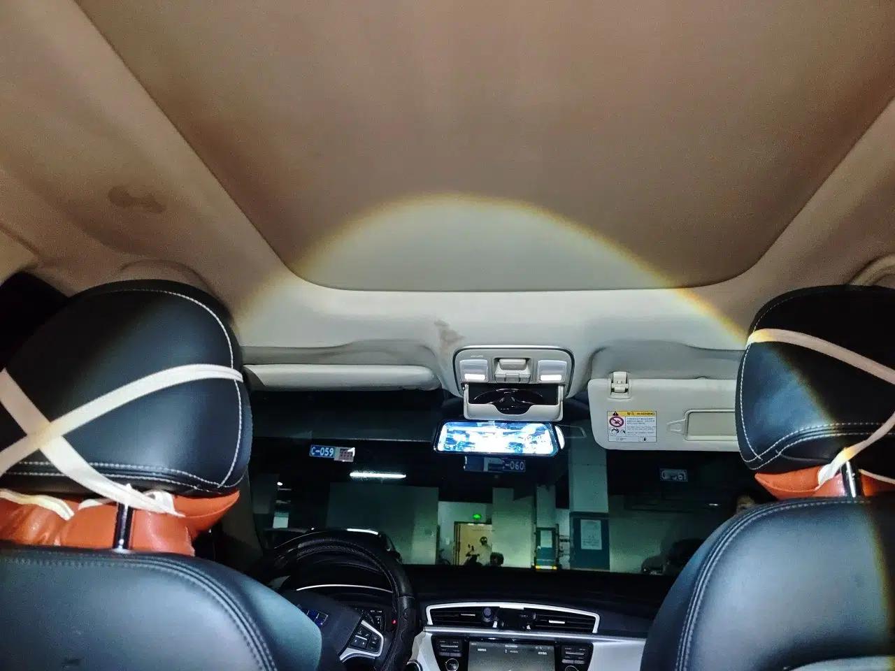 Geely Auto Emgrand X7 Sport 2016 1.8TD Automatic ZhiShang Model — миниатюра 18
