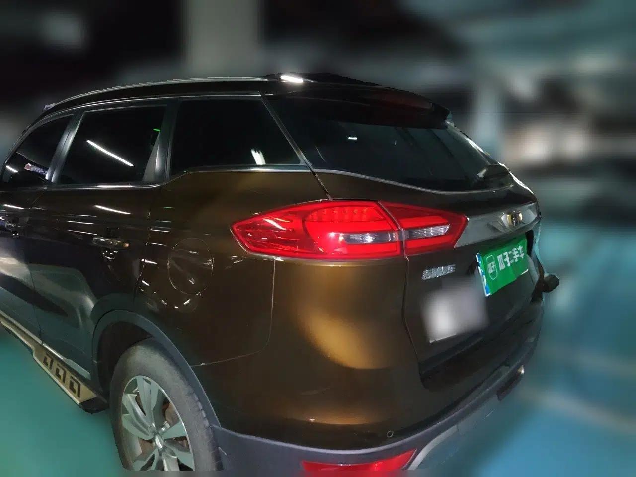 Geely Auto Emgrand X7 Sport 2016 1.8TD Automatic ZhiShang Model — миниатюра 4