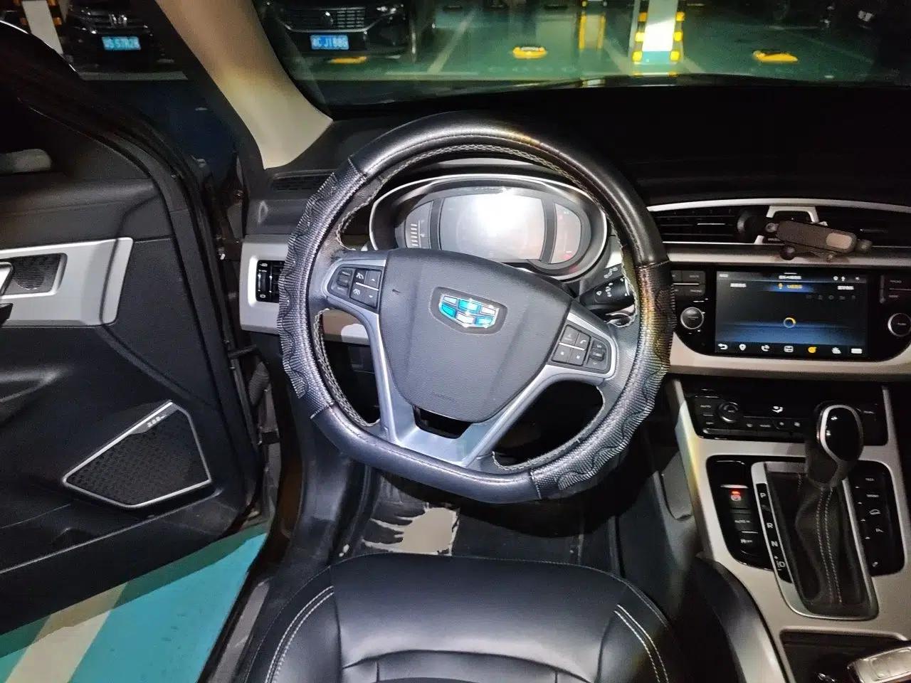 Geely Auto Emgrand X7 Sport 2016 1.8TD Automatic ZhiShang Model — миниатюра 10