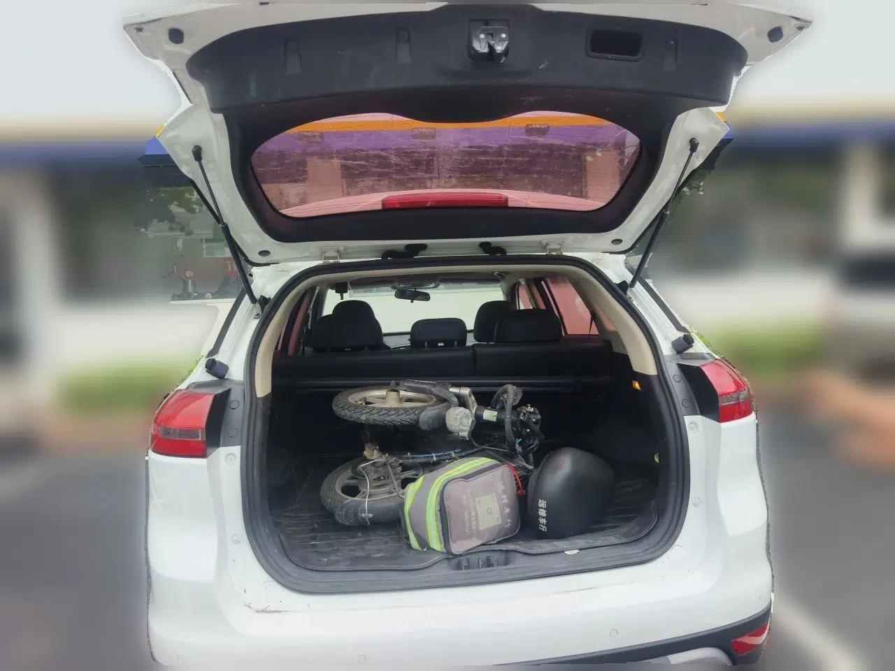 Geely Auto Emgrand X7 Sport 2016 2.0L Manual Smart Connect Version — миниатюра 19