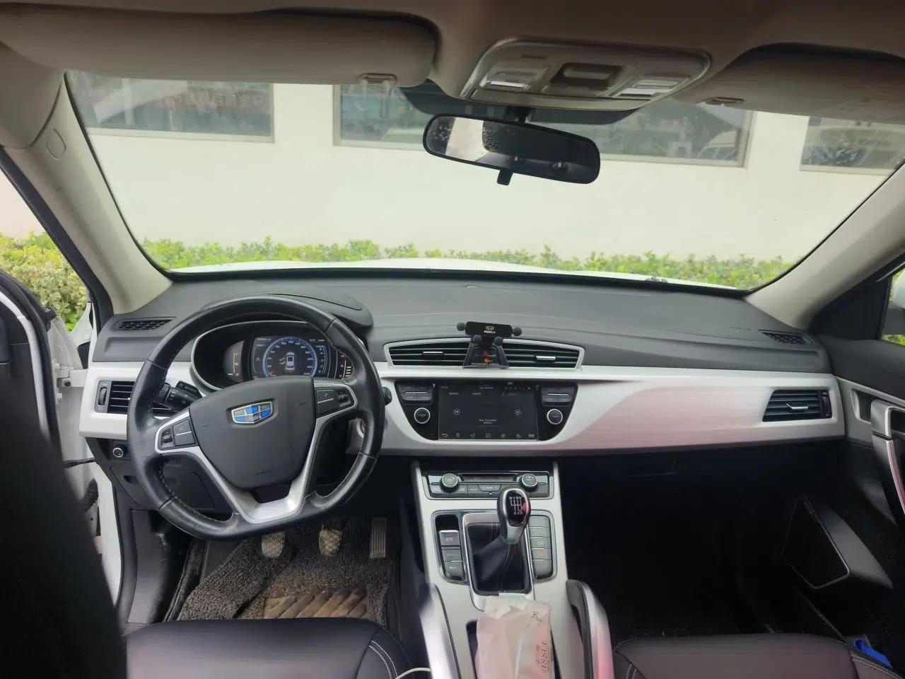 Geely Auto Emgrand X7 Sport 2016 2.0L Manual Smart Connect Version — миниатюра 9