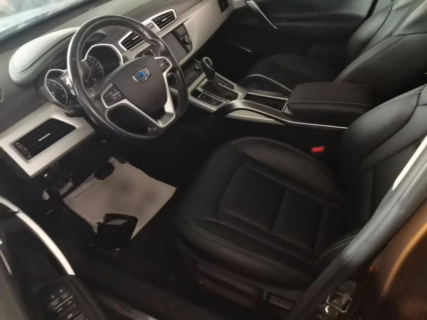 Geely Auto Emgrand X7 Sport 2016 1.8TD Automatic ZhiShang Model — миниатюра 17