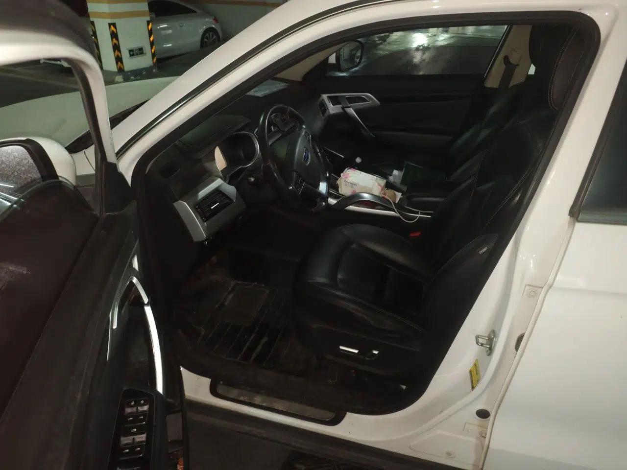 Geely Auto Emgrand X7 Sport 2016 1.8TD Automatic Smart Model — миниатюра 16