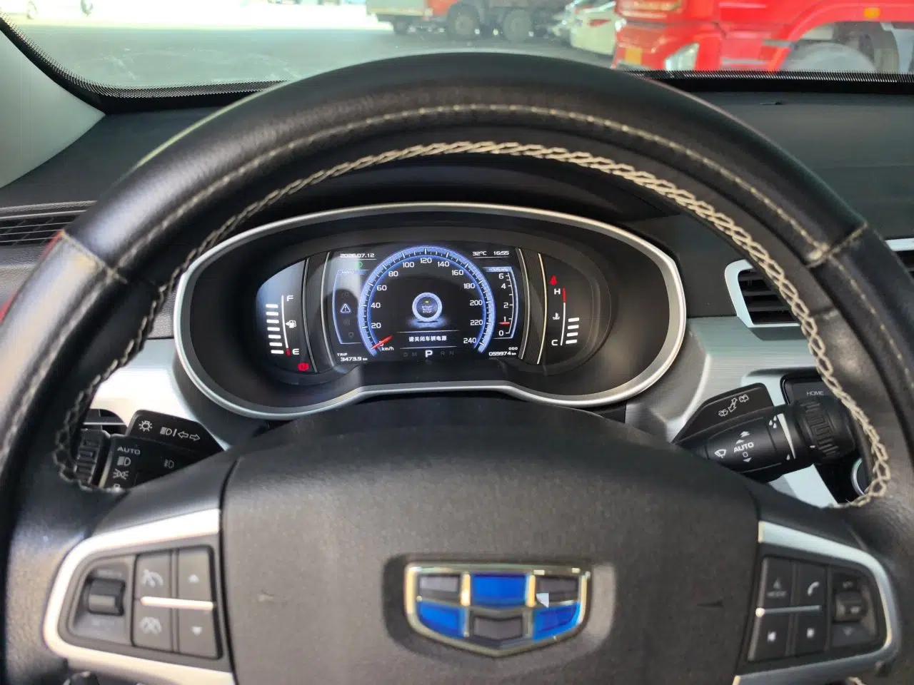 Geely Auto Emgrand X7 Sport 2016 1.8TD Automatic Smart Model — миниатюра 11