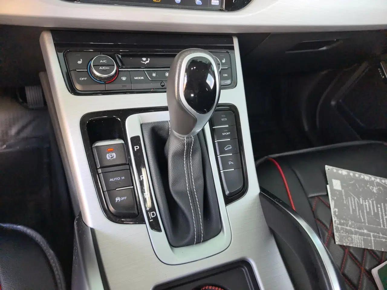 Geely Auto Emgrand X7 Sport 2016 1.8TD Automatic Smart Model — миниатюра 14