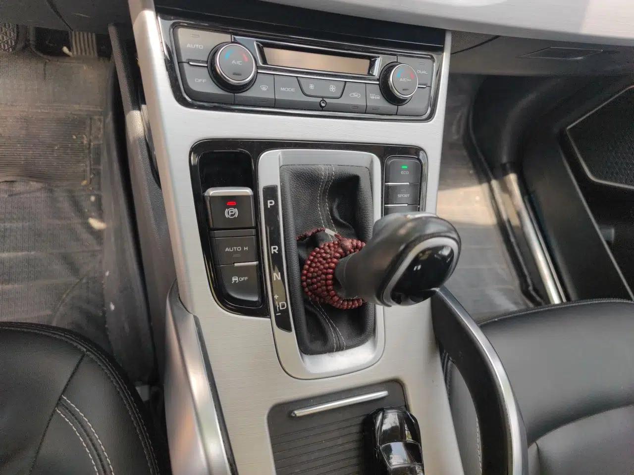 Geely Auto Emgrand X7 Sport 2016 1.8TD Automatic Smart Connectivity Version — миниатюра 14