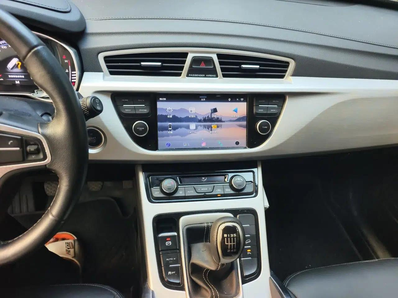 Geely Auto Emgrand X7 Sport 2016 2.0L Manual Smart Connect Version — миниатюра 13