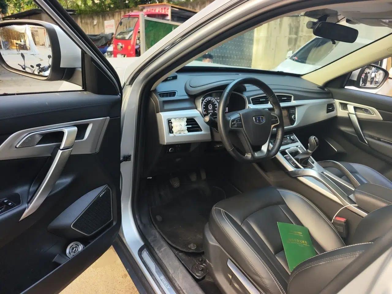 Geely Auto Emgrand X7 Sport 2016 2.0L Manual Smart Connect Version — миниатюра 16