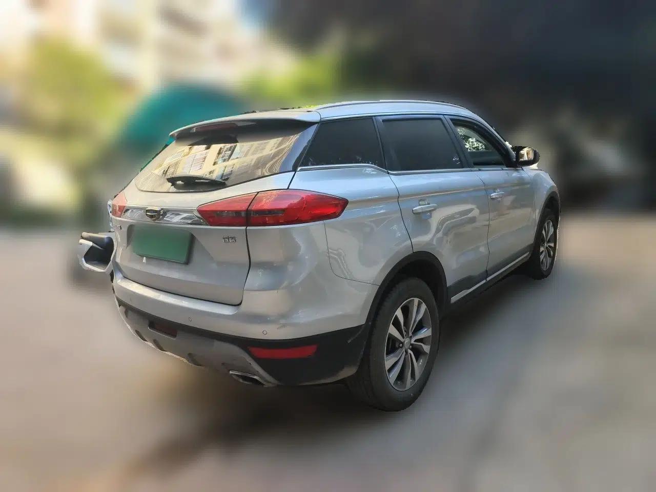 Geely Auto Emgrand X7 Sport 2016 2.0L Manual Smart Connect Version — миниатюра 6