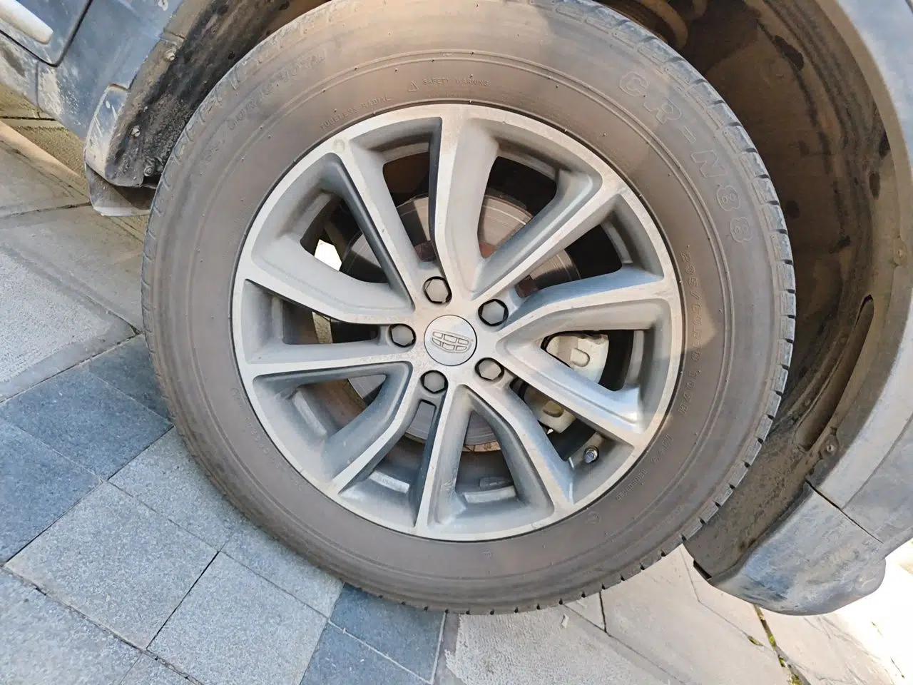 Geely Auto Emgrand X7 Sport 2018 1.8TD Automatic Two-Wheel Drive Smart Connect 4G Internet Edition — миниатюра 8