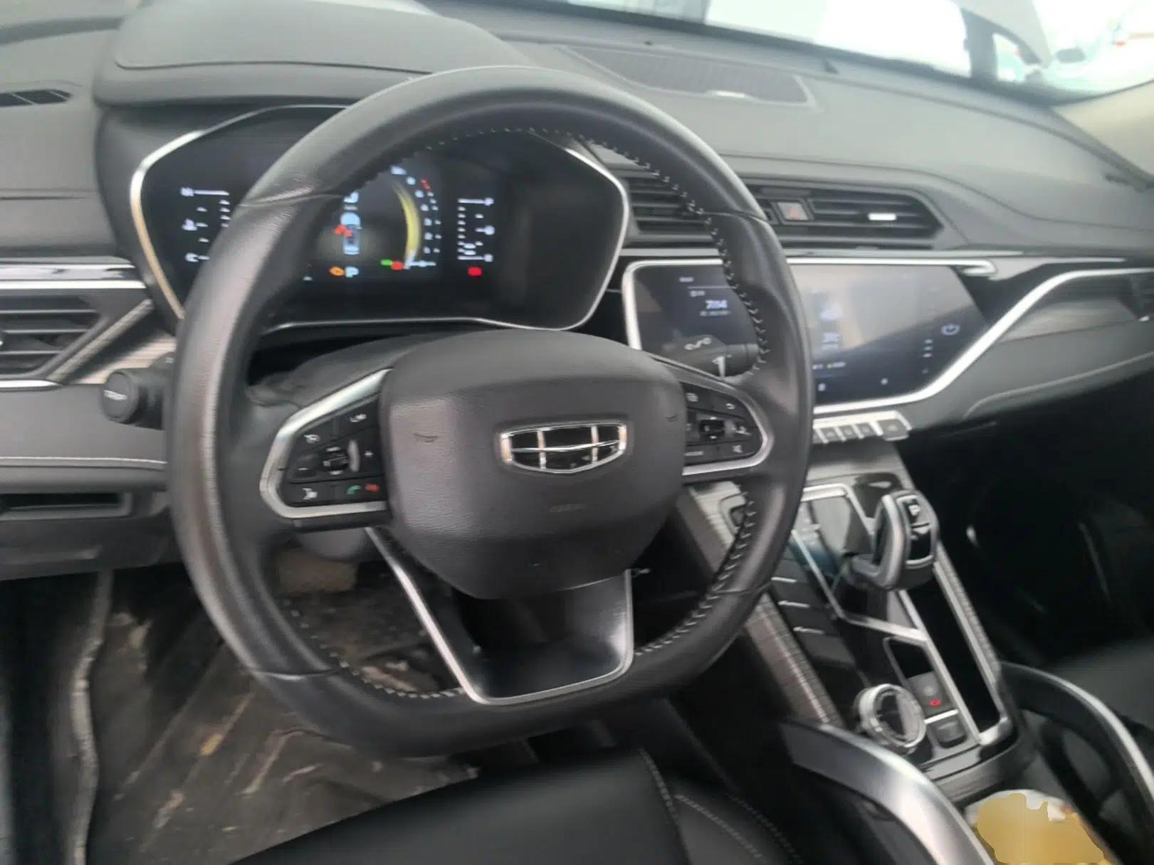 Geely Auto Emgrand X7 Sport 2020 1.8TD DCT Smart Connect PRO — миниатюра 13