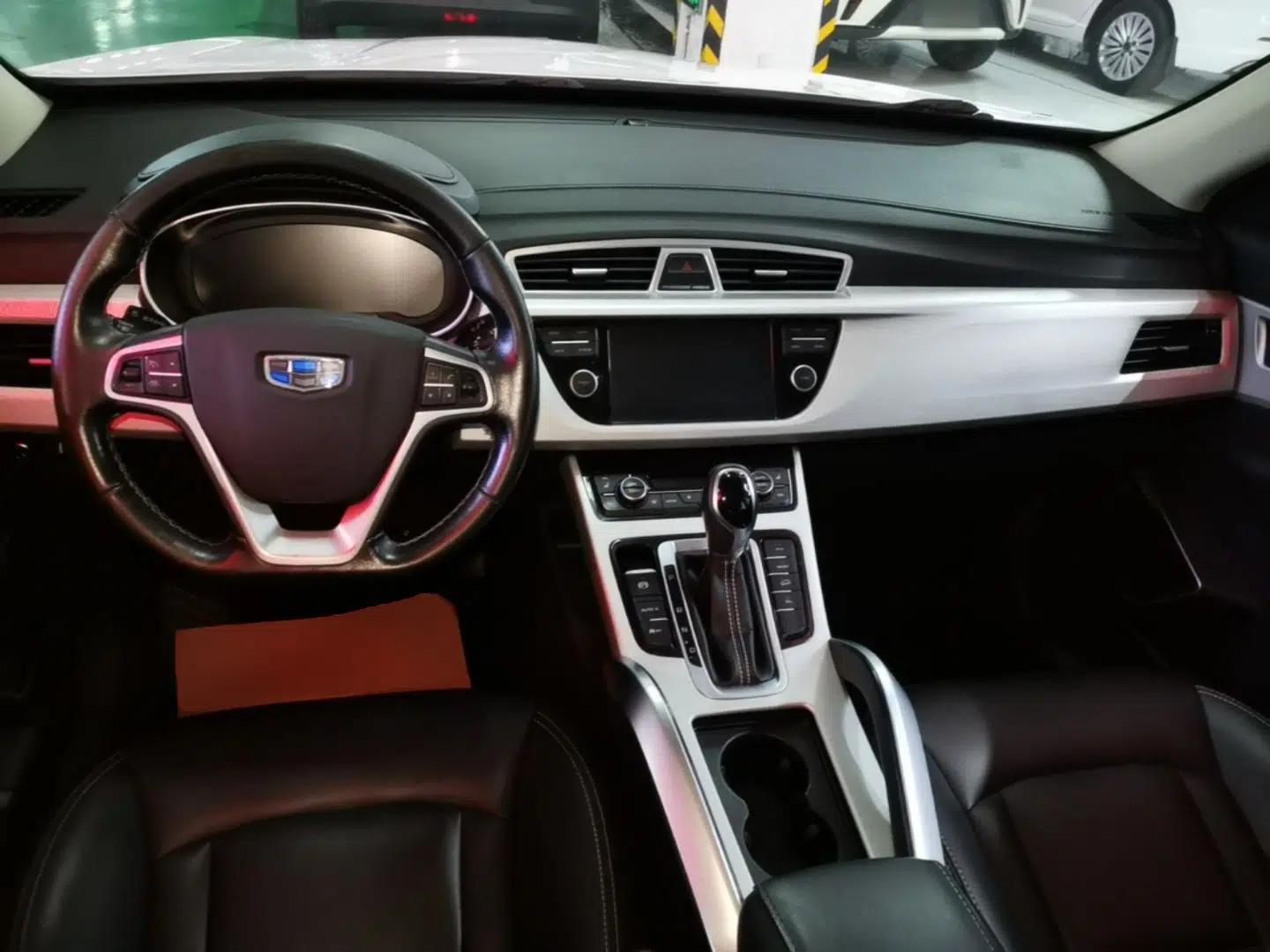 Geely Auto Emgrand X7 Sport 2018 1.8TD Automatic Two-Wheel Drive Smart Connect 4G Internet Edition — миниатюра 12