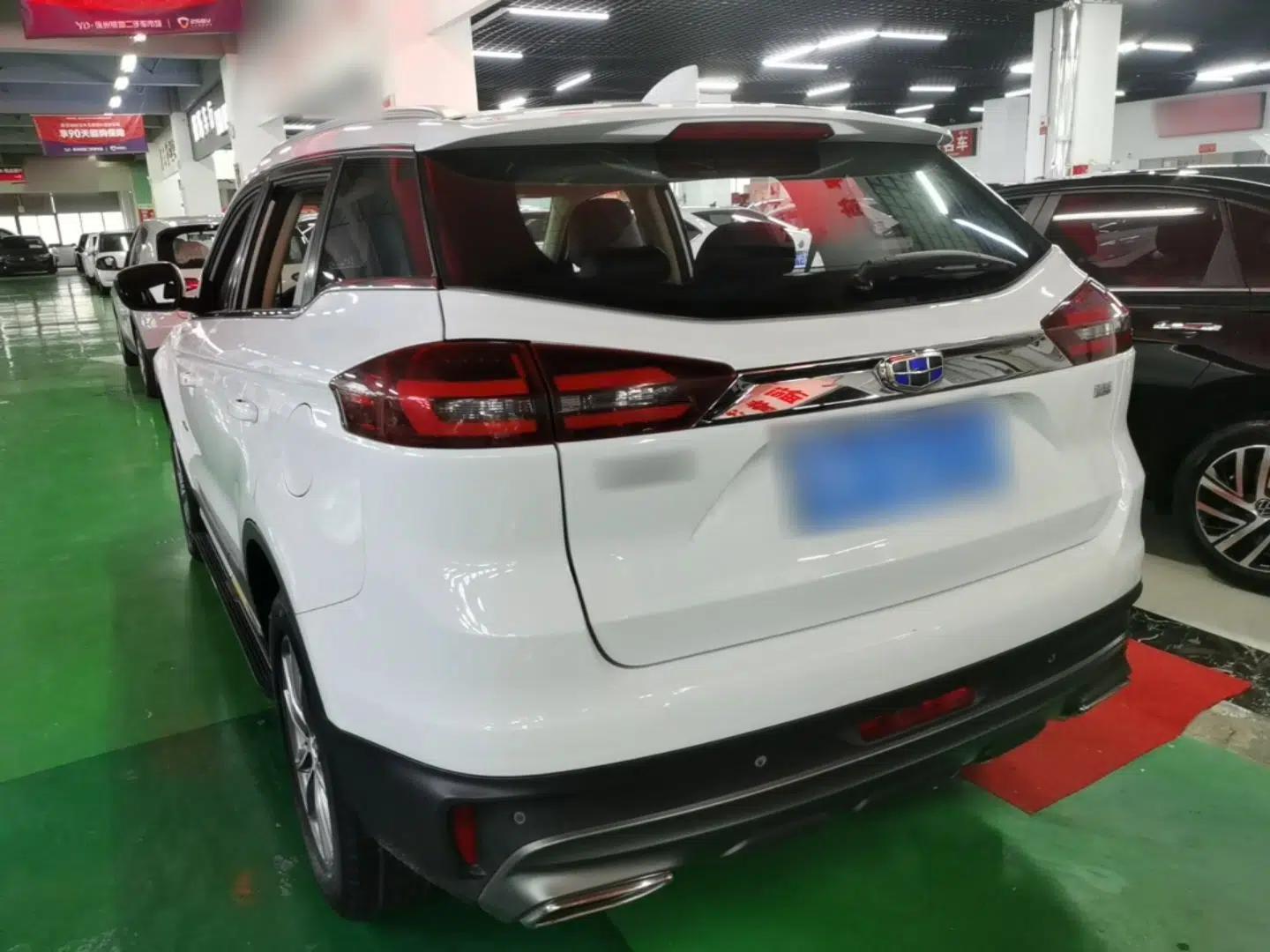 Geely Auto Emgrand X7 Sport 2018 1.8TD Automatic Two-Wheel Drive Smart Connect 4G Internet Edition — миниатюра 4