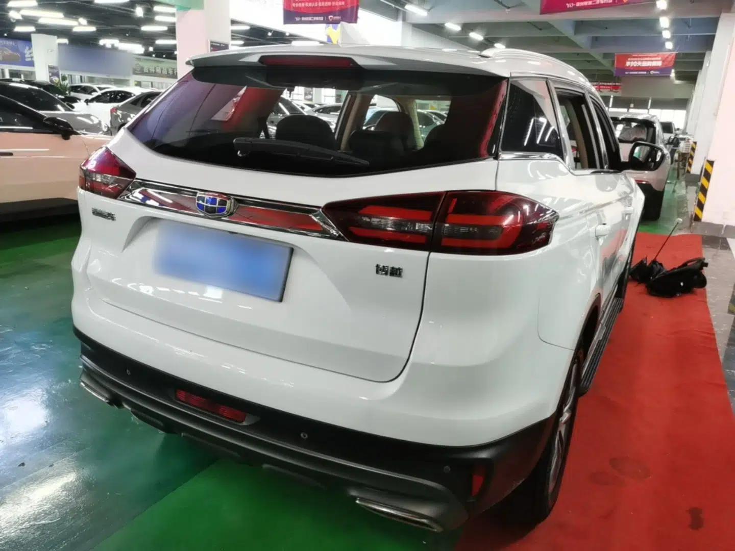 Geely Auto Emgrand X7 Sport 2018 1.8TD Automatic Two-Wheel Drive Smart Connect 4G Internet Edition — миниатюра 6