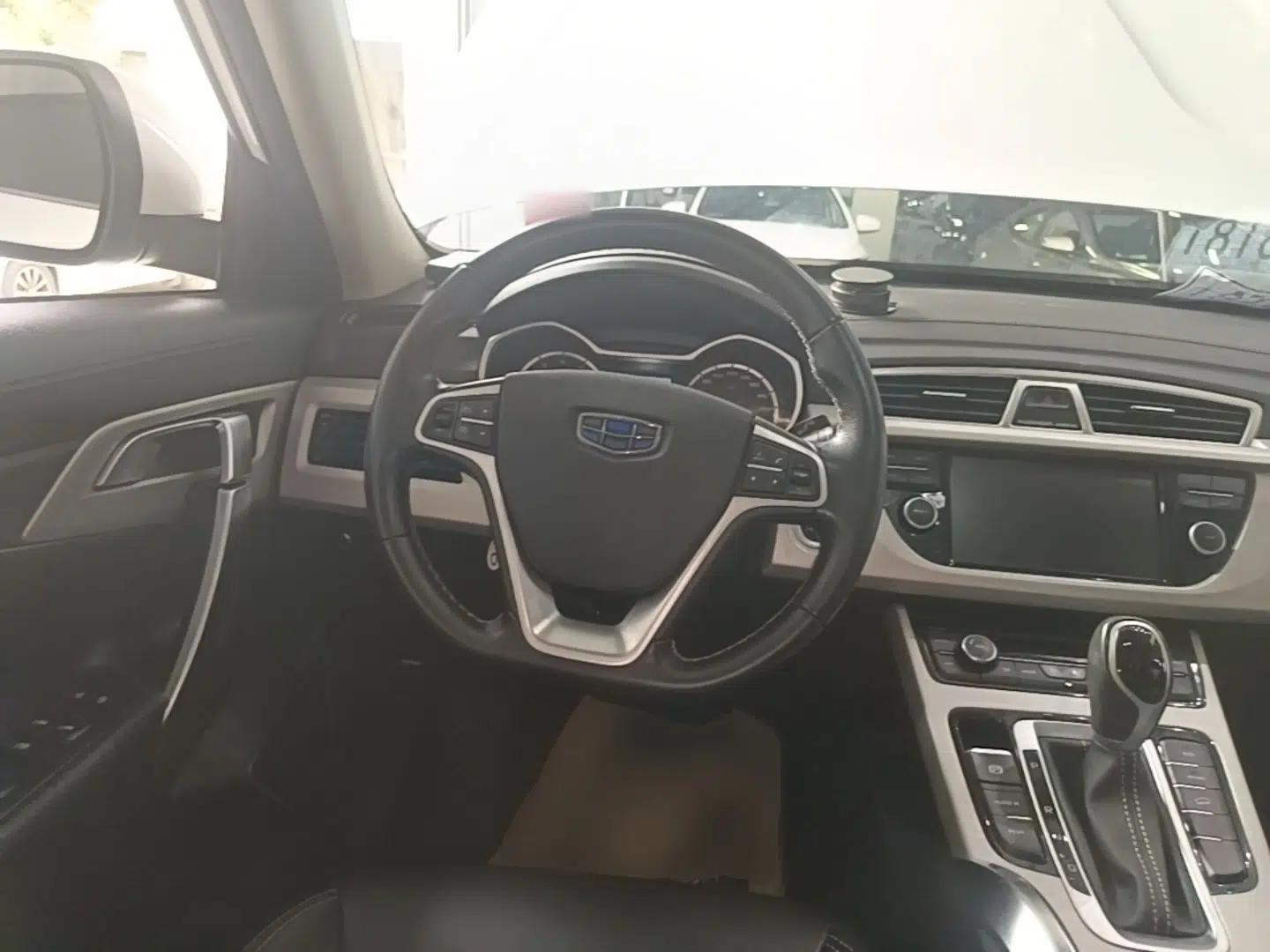 Geely Auto Emgrand X7 Sport 2018 1.8TD Automatic Two-Wheel Drive Zhiya Model — миниатюра 13
