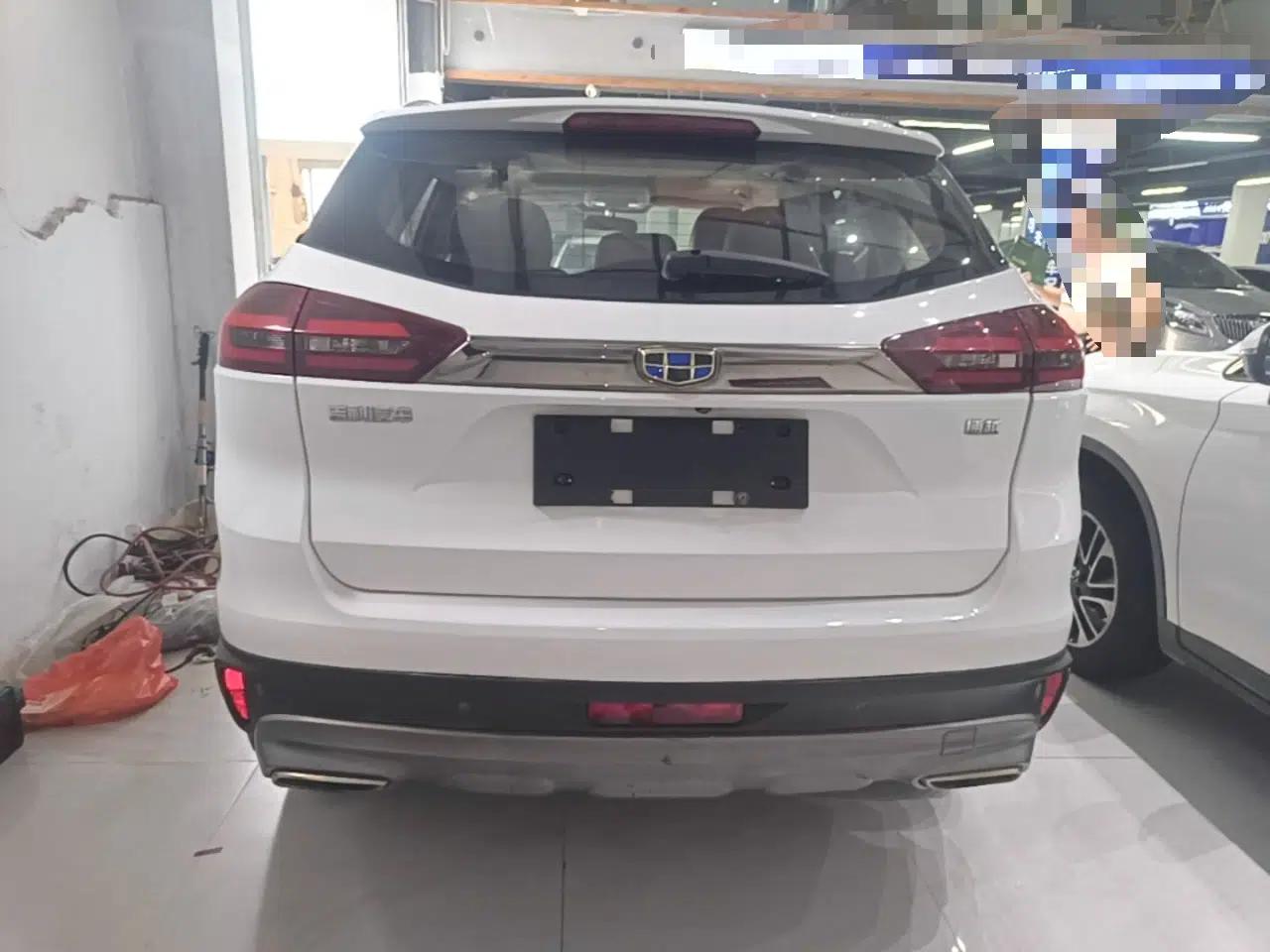 Geely Auto Emgrand X7 Sport 2018 1.8TD Automatic Two-Wheel Drive Zhiya Model — миниатюра 5