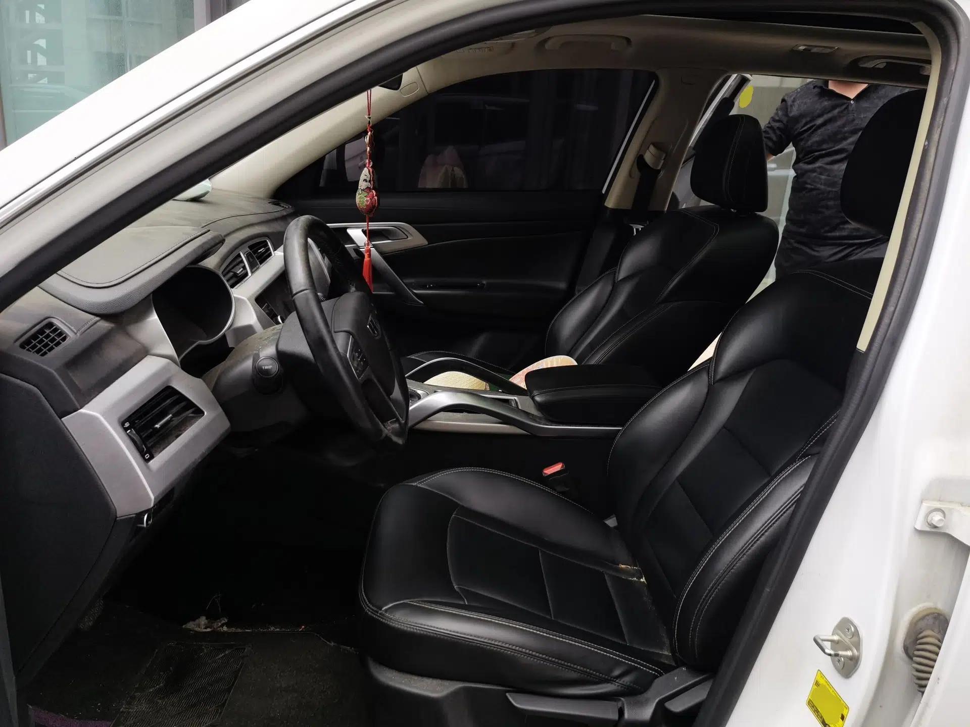 Geely Auto Emgrand X7 Sport 2016 1.8TD Automatic Smart Connectivity Version — миниатюра 16