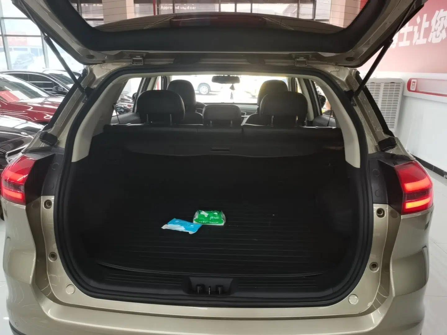 Geely Auto Emgrand X7 Sport 2016 1.8TD Automatic Smart Connectivity Version — миниатюра 22