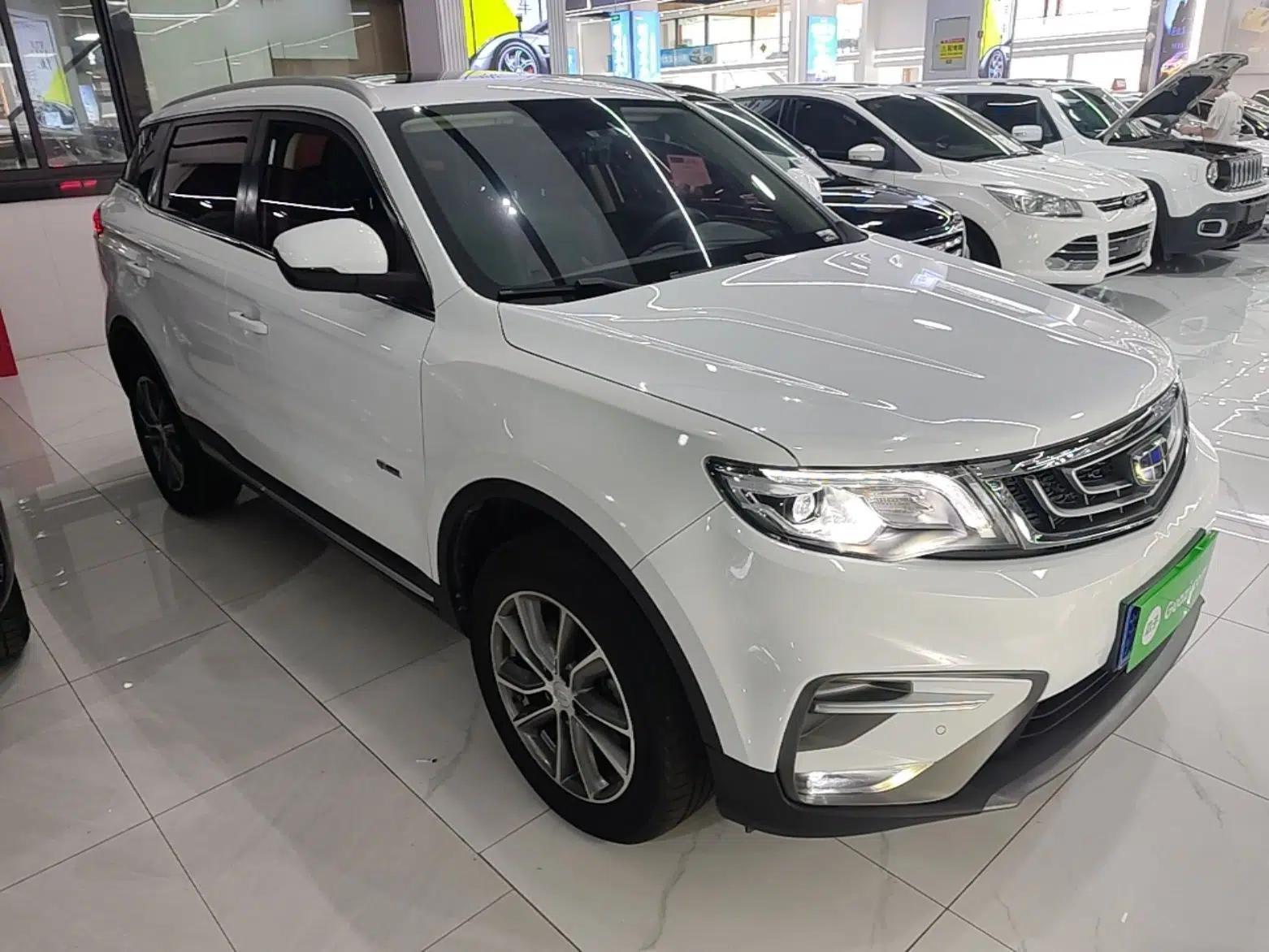 Geely Auto Emgrand X7 Sport 2018 1.8TD Automatic Two-Wheel Drive Smart Connect 4G Internet Edition — миниатюра 3