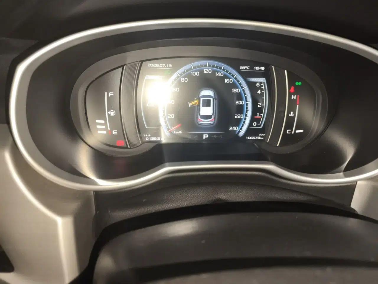 Geely Auto Emgrand X7 Sport 2016 1.8TD Automatic Smart Model — миниатюра 12
