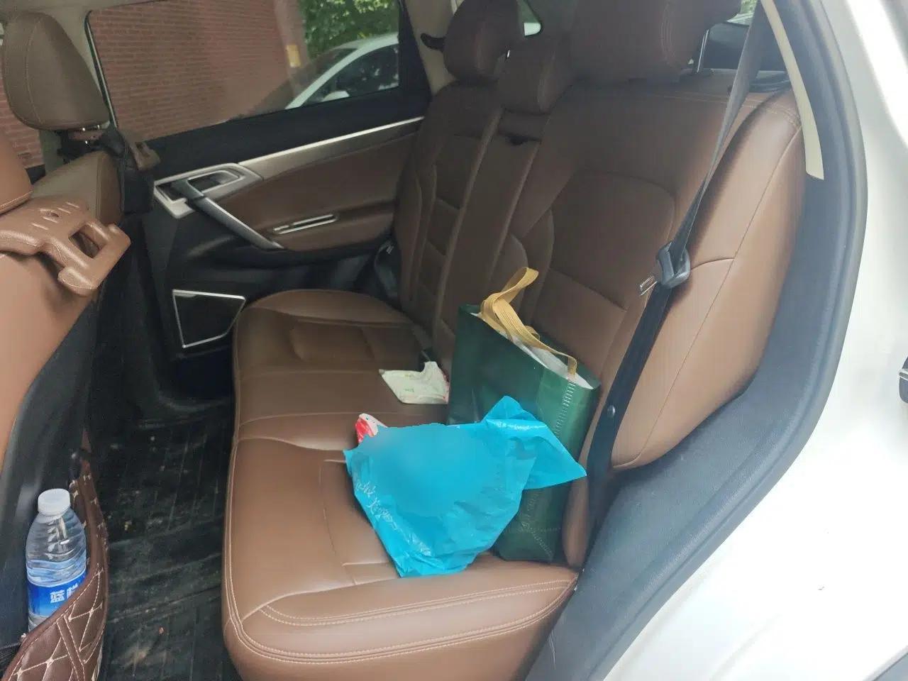 Geely Auto Emgrand X7 Sport 2016 1.8TD Automatic ZhiZun Version — миниатюра 17