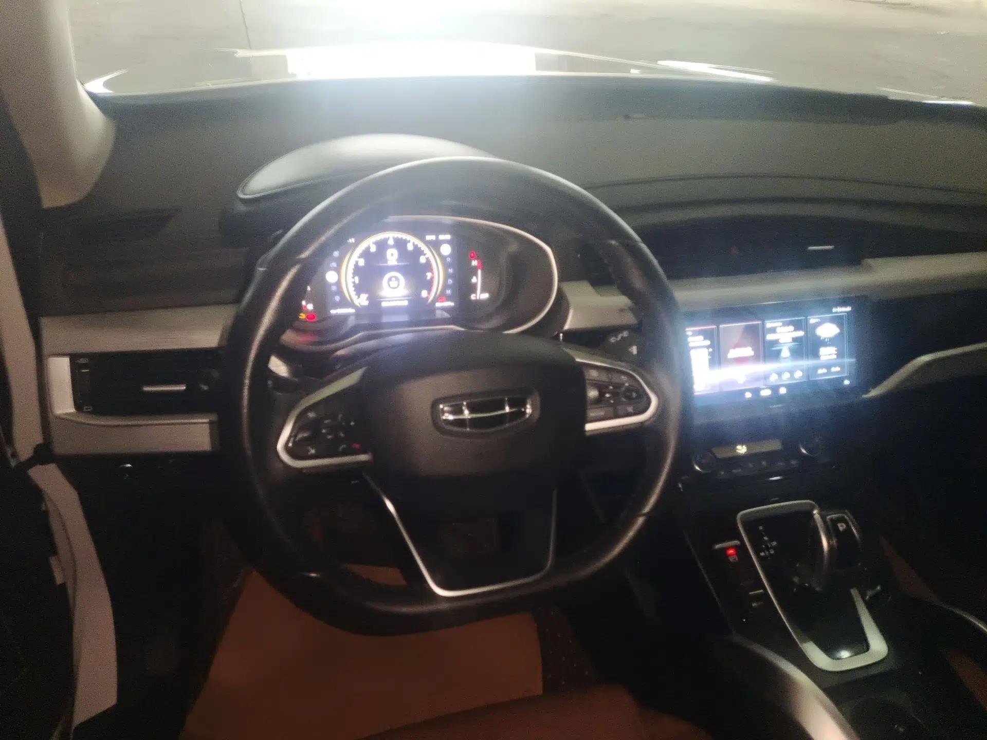 Geely Auto Emgrand X7 Sport 2021 1.8TD DCT Two-Wheel Drive Asian Games Comfort Edition — миниатюра 16