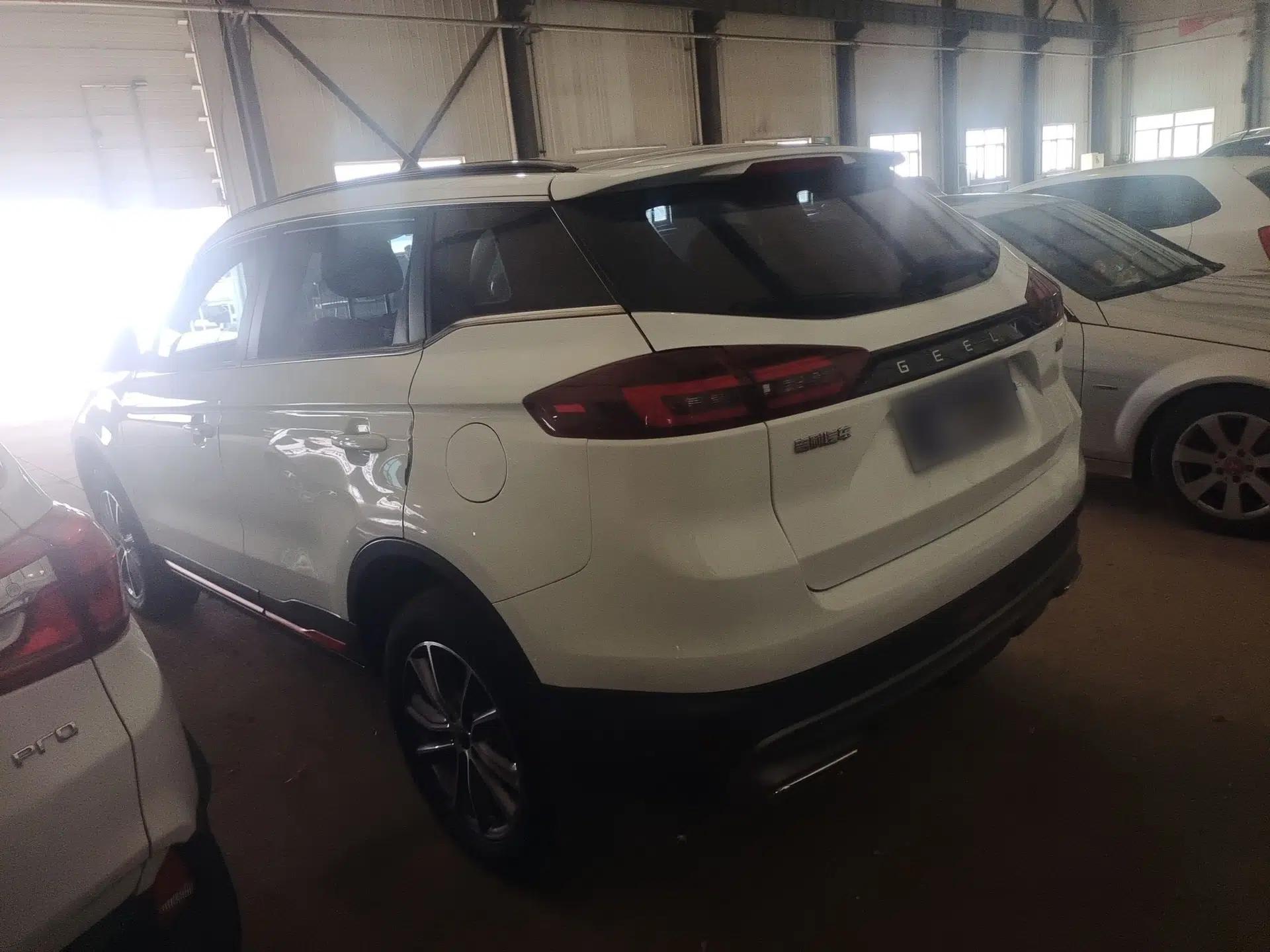 Geely Auto Emgrand X7 Sport 2021 1.8TD DCT Two-Wheel Drive Asian Games Comfort Edition — миниатюра 8