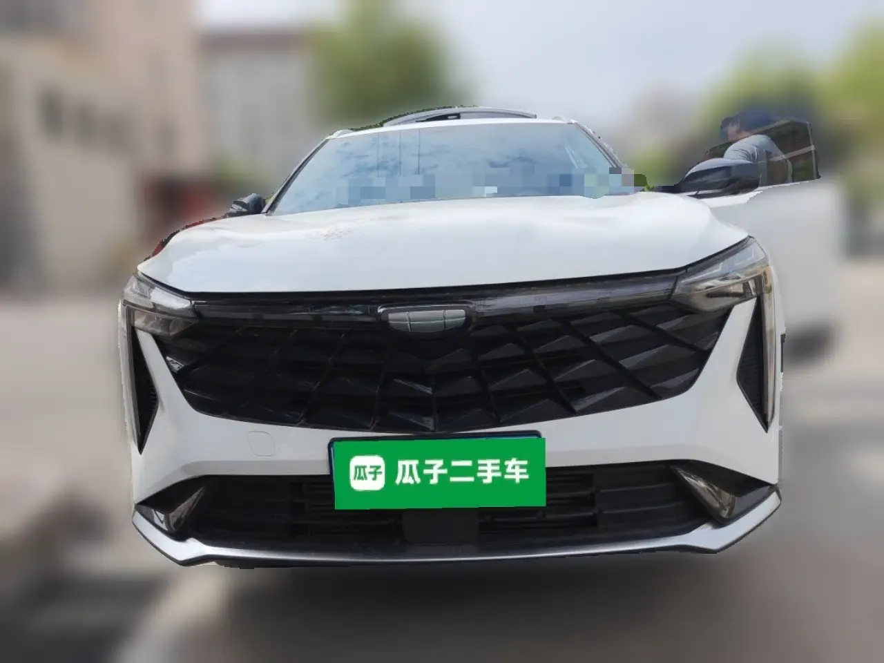 Geely Auto Emgrand X7 Sport 2024 1.5TD Smart Connect+ — миниатюра 2