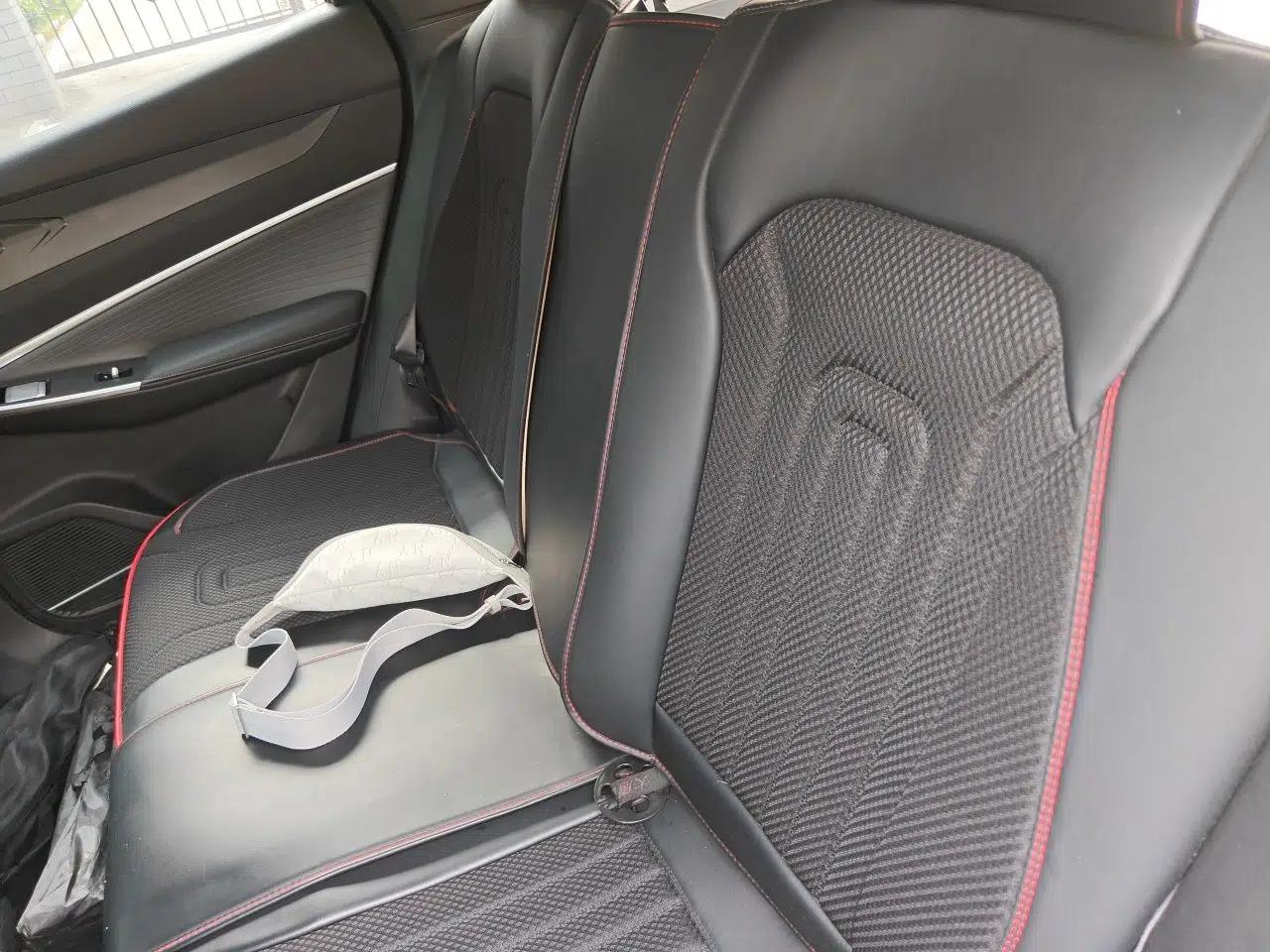 Geely Auto Emgrand X7 Sport 2024 1.5TD Smart Connect+ — миниатюра 17