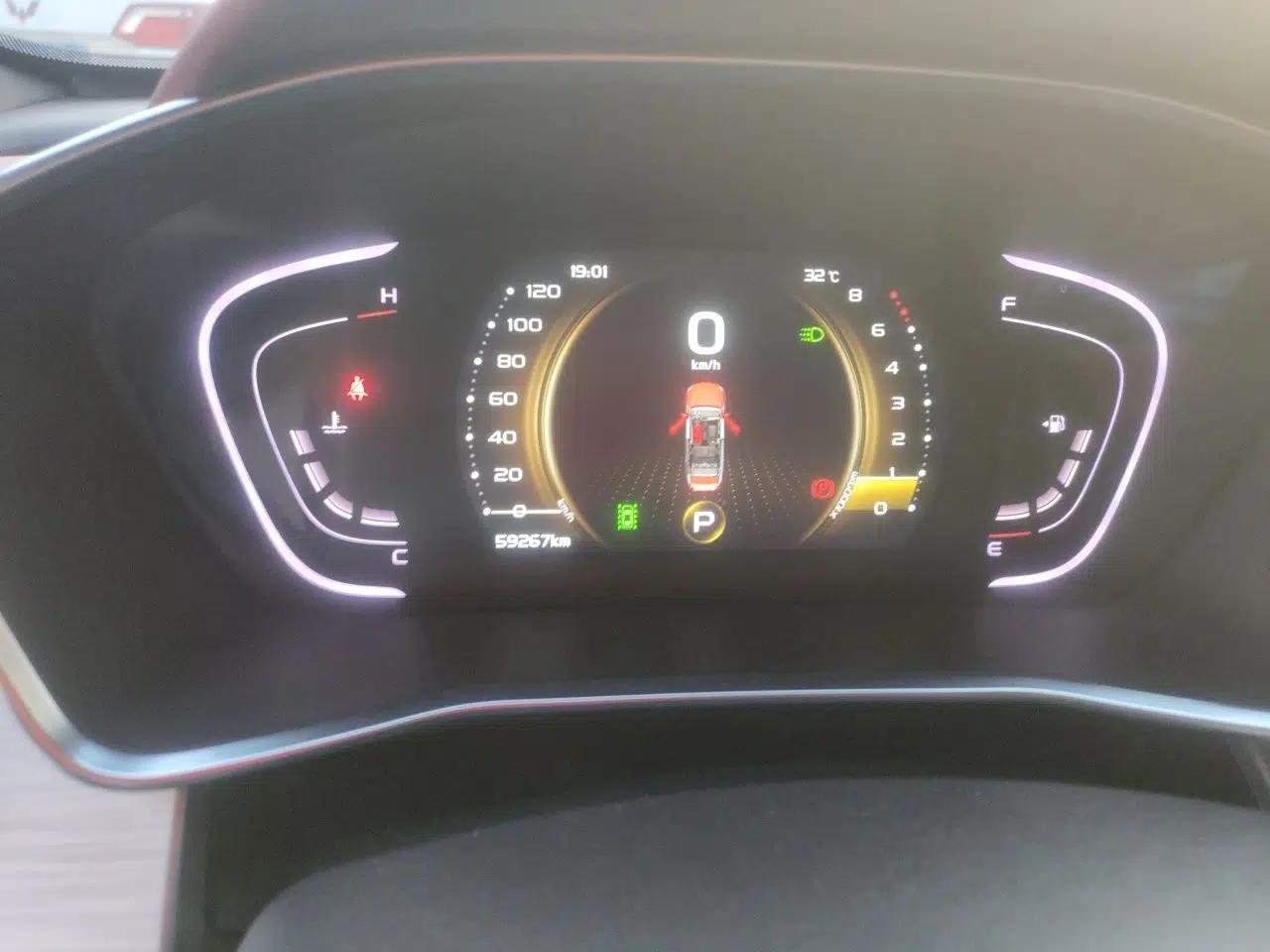 Geely Auto Coolray 2019 Sport Model 260T DCT Battle China V Standard — миниатюра 11
