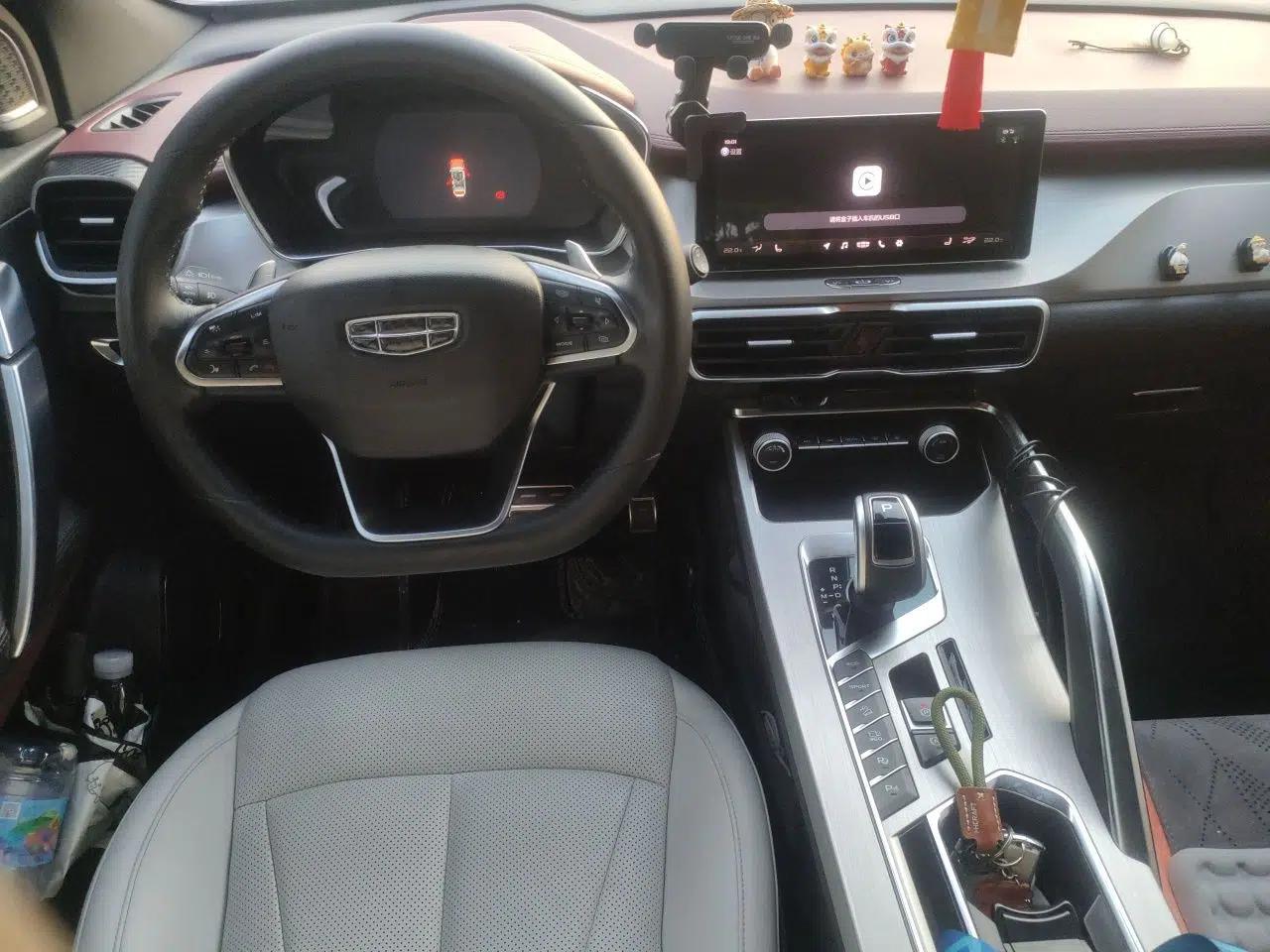 Geely Auto Coolray 2019 Sport Model 260T DCT Battle China V Standard — миниатюра 9