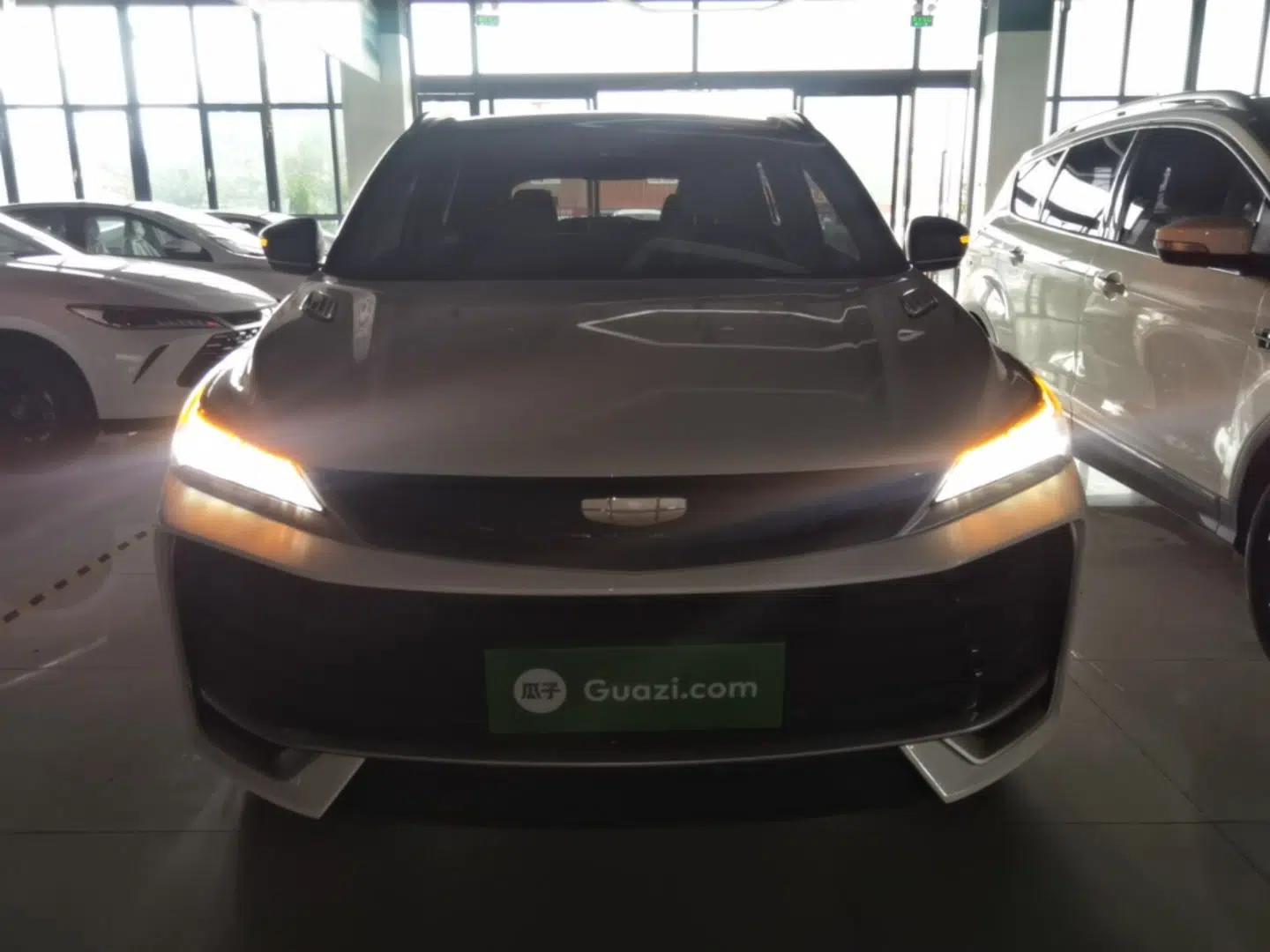 Geely Auto Coolray 2025 Bin Yue L 1.5TD DCT Star Diamond — миниатюра 2
