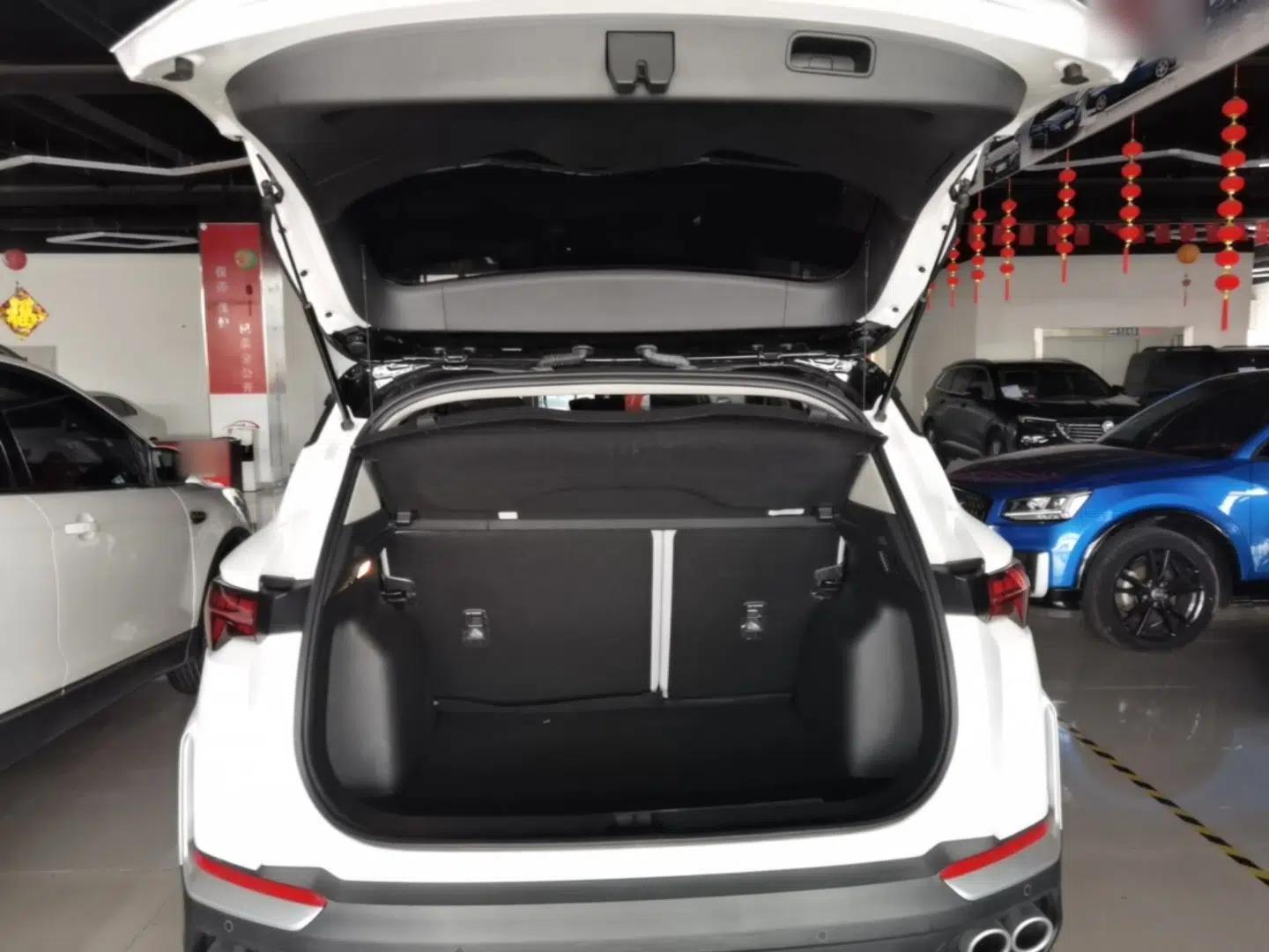 Geely Auto Coolray 2025 Bin Yue L 1.5TD DCT Star Diamond — миниатюра 22