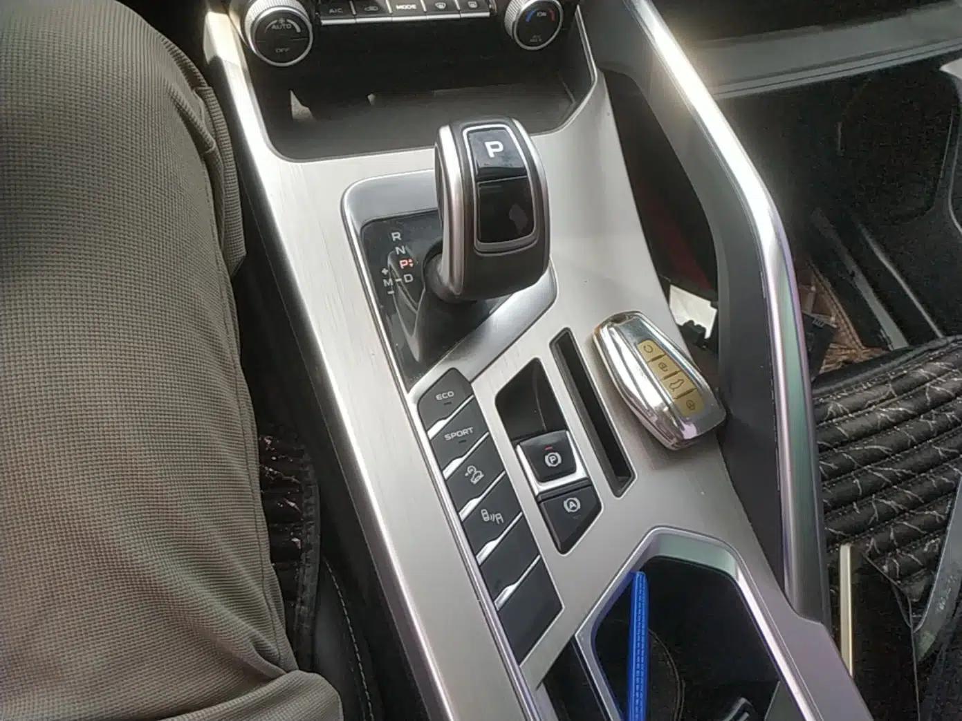 Geely Auto Coolray 2019 260T DCT Knight China VI Standard — миниатюра 16