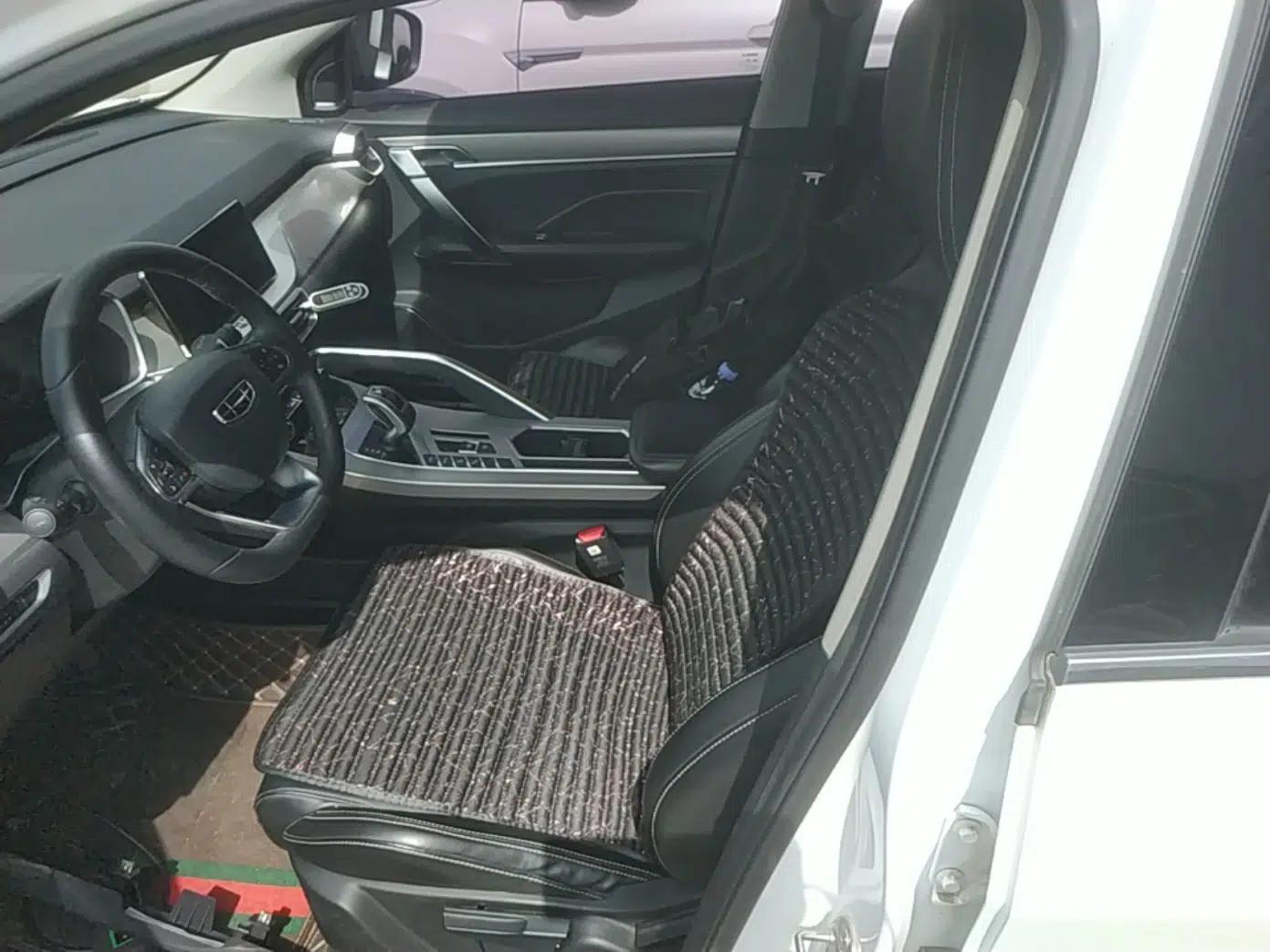 Geely Auto Coolray 2019 260T DCT Knight China VI Standard — миниатюра 17