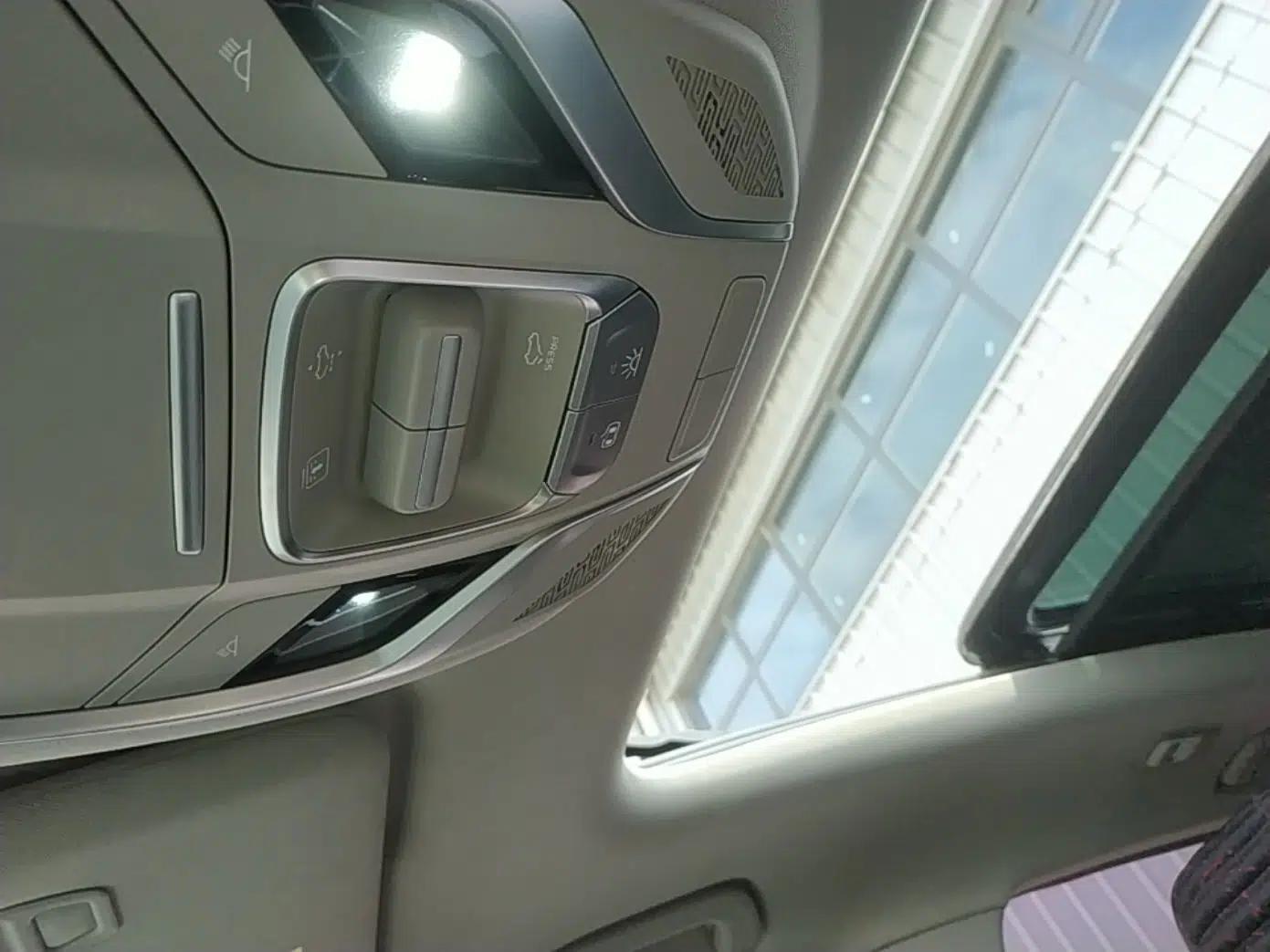 Geely Auto Coolray 2019 260T DCT Knight China VI Standard — миниатюра 21
